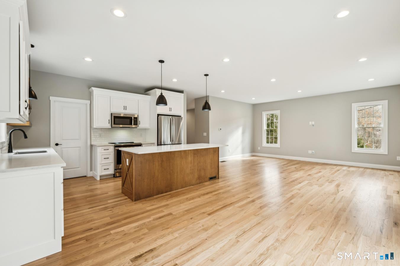 Photo 10 of 358 George Washington Turnpike, Burlington, CT