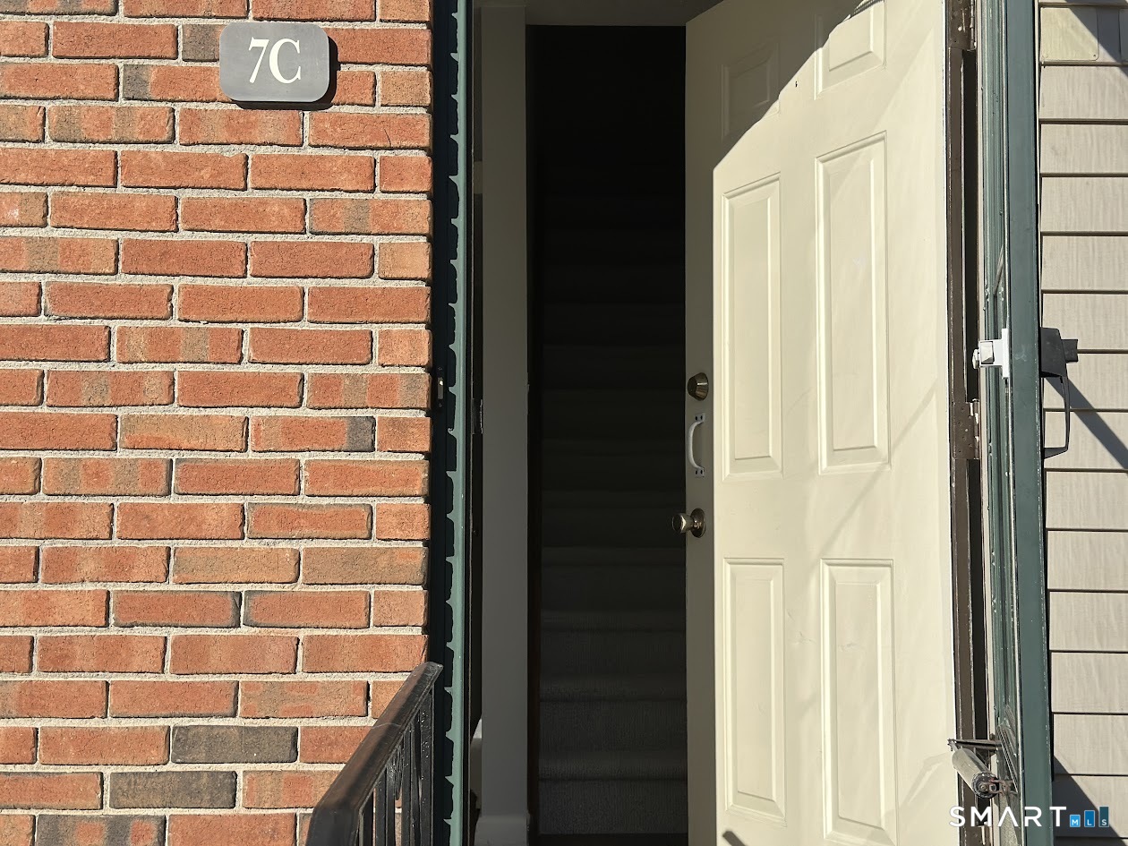 Homes for sale in Naugatuck, CT | 39 Horton Hill Rd #7C, Naugatuck, CT 06770 | MLS# 24148127