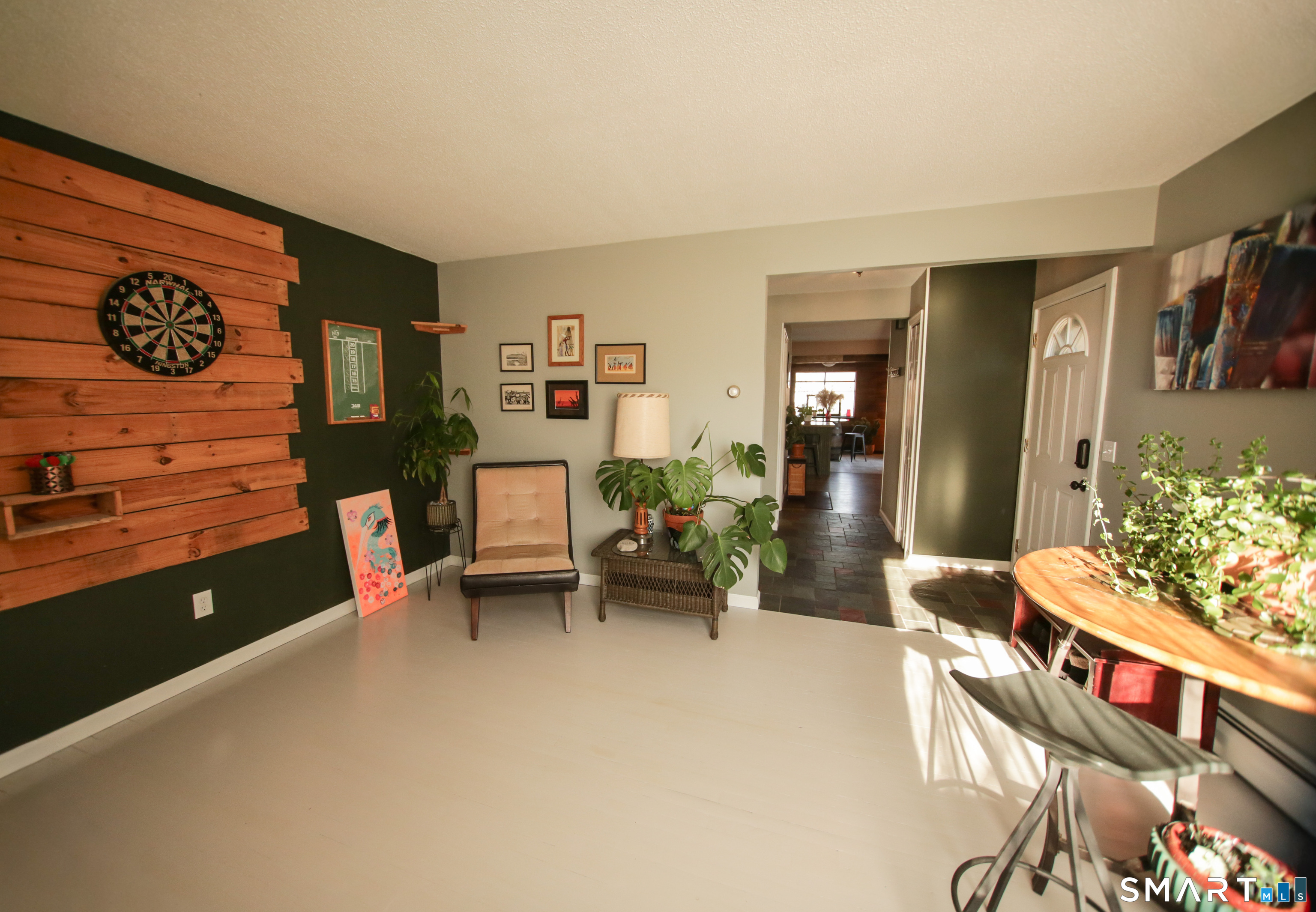 Photo 12 of 2 Meadow Court, Simsbury, CT