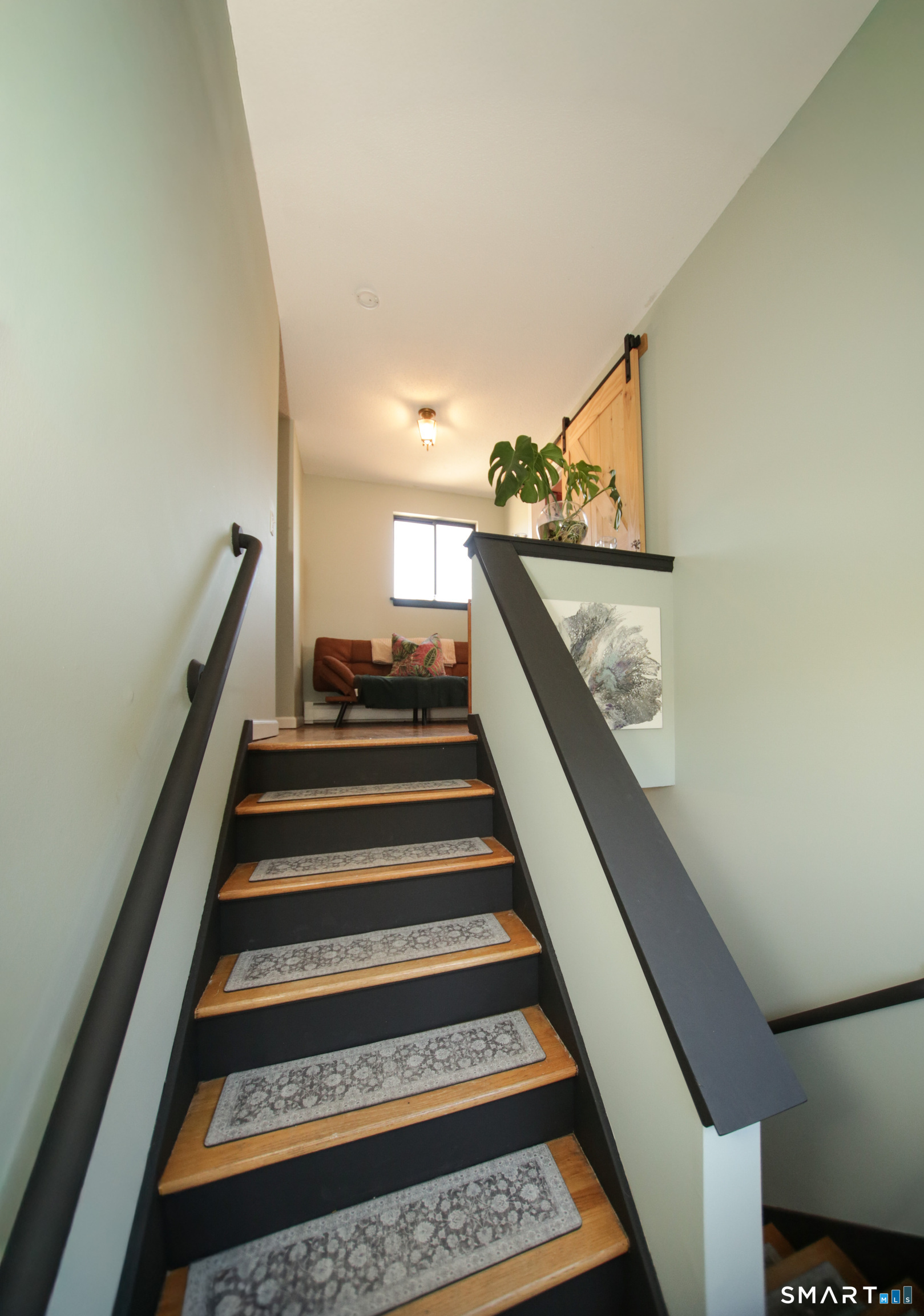 Photo 24 of 2 Meadow Court, Simsbury, CT