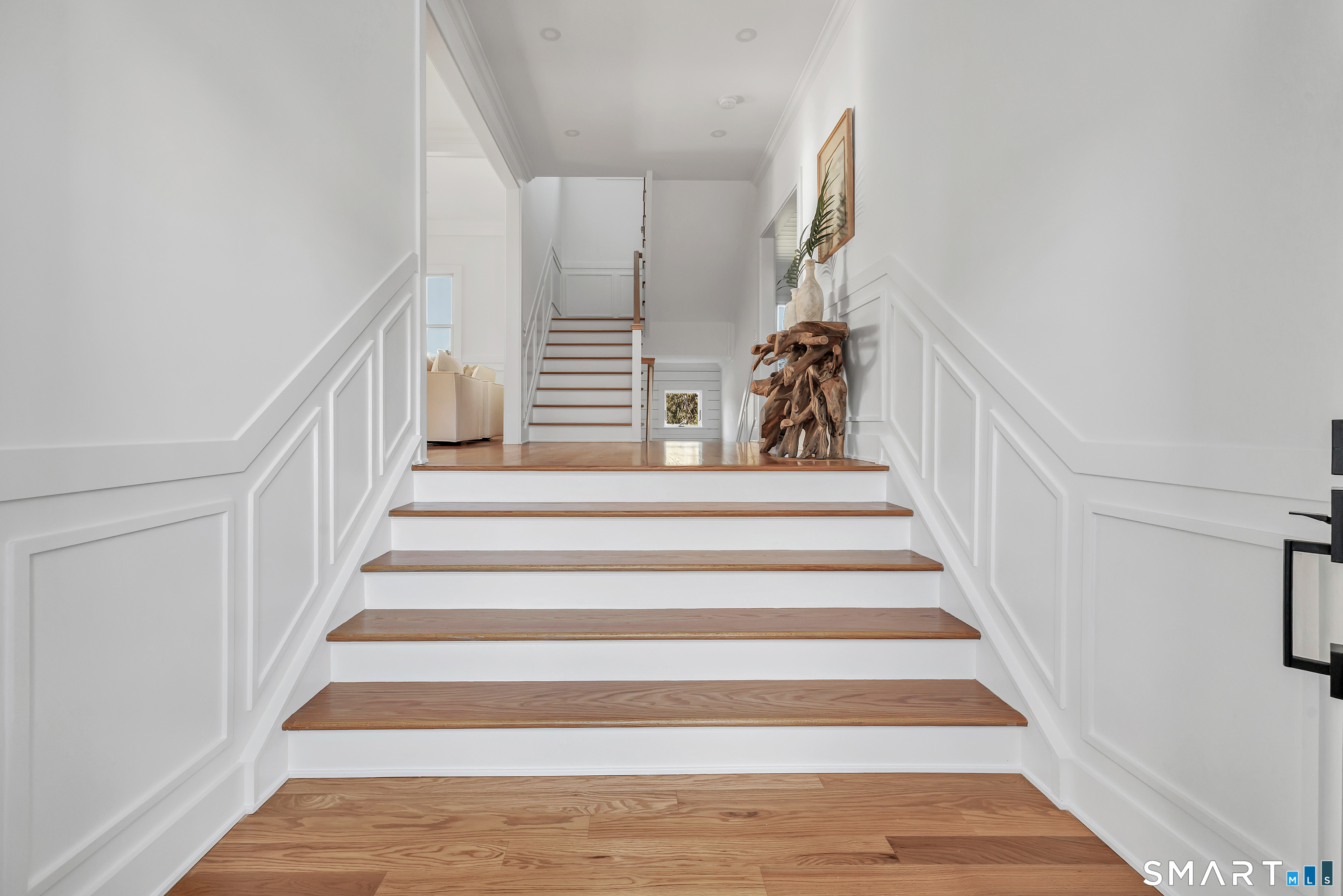 Homes for sale in Milford, CT | 212 Milford Point Rd, Milford, CT 06460 | MLS# 24148122