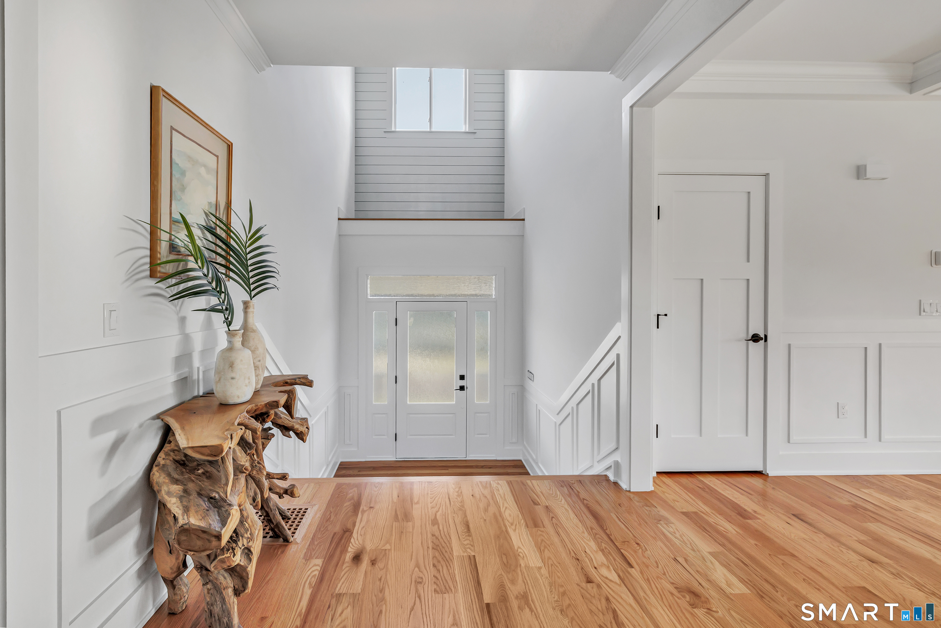 Homes for sale in Milford, CT | 212 Milford Point Rd, Milford, CT 06460 | MLS# 24148122