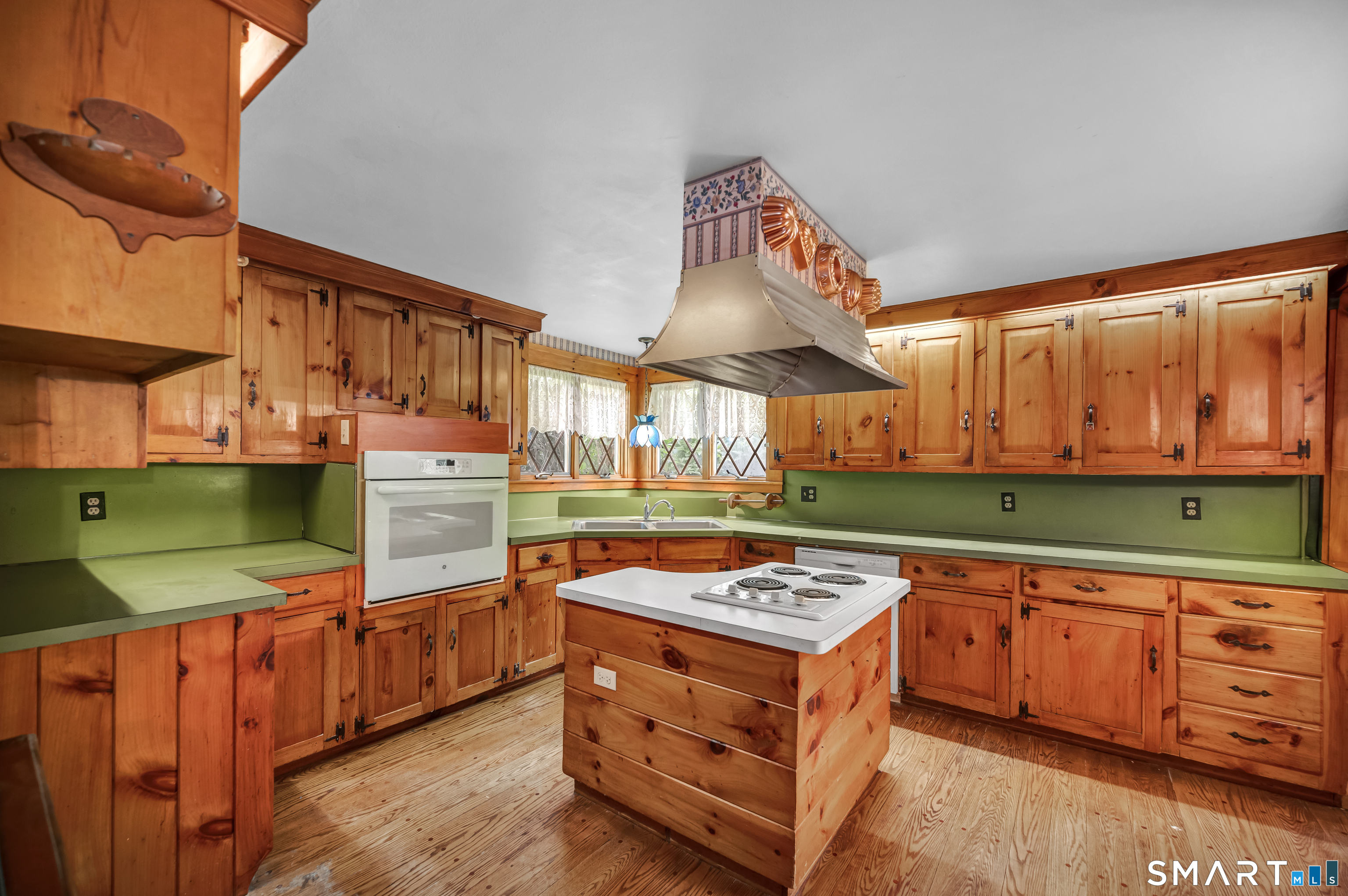 Photo 16 of 1543 Durham Road, Madison, CT