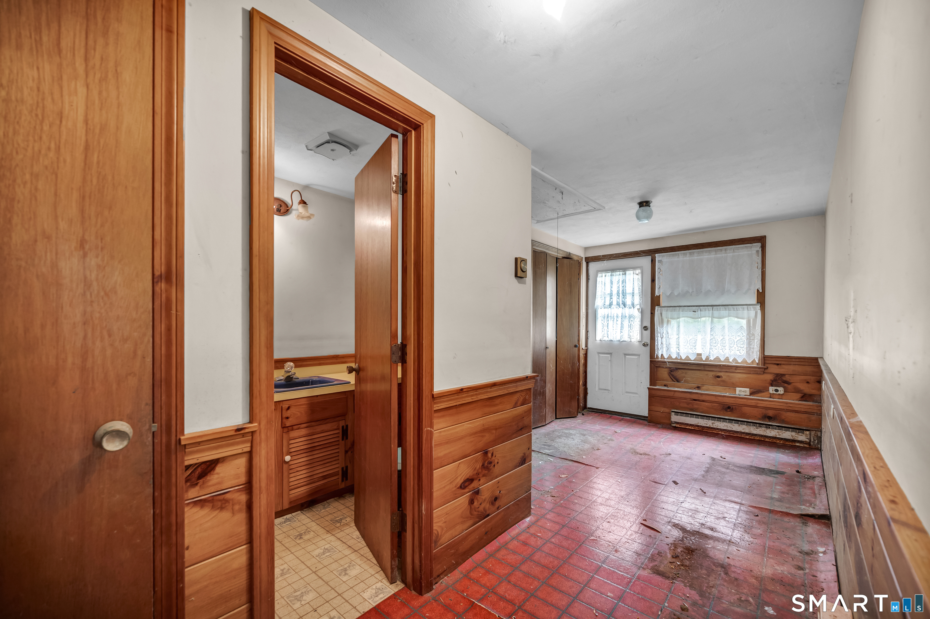 Photo 13 of 1543 Durham Road, Madison, CT