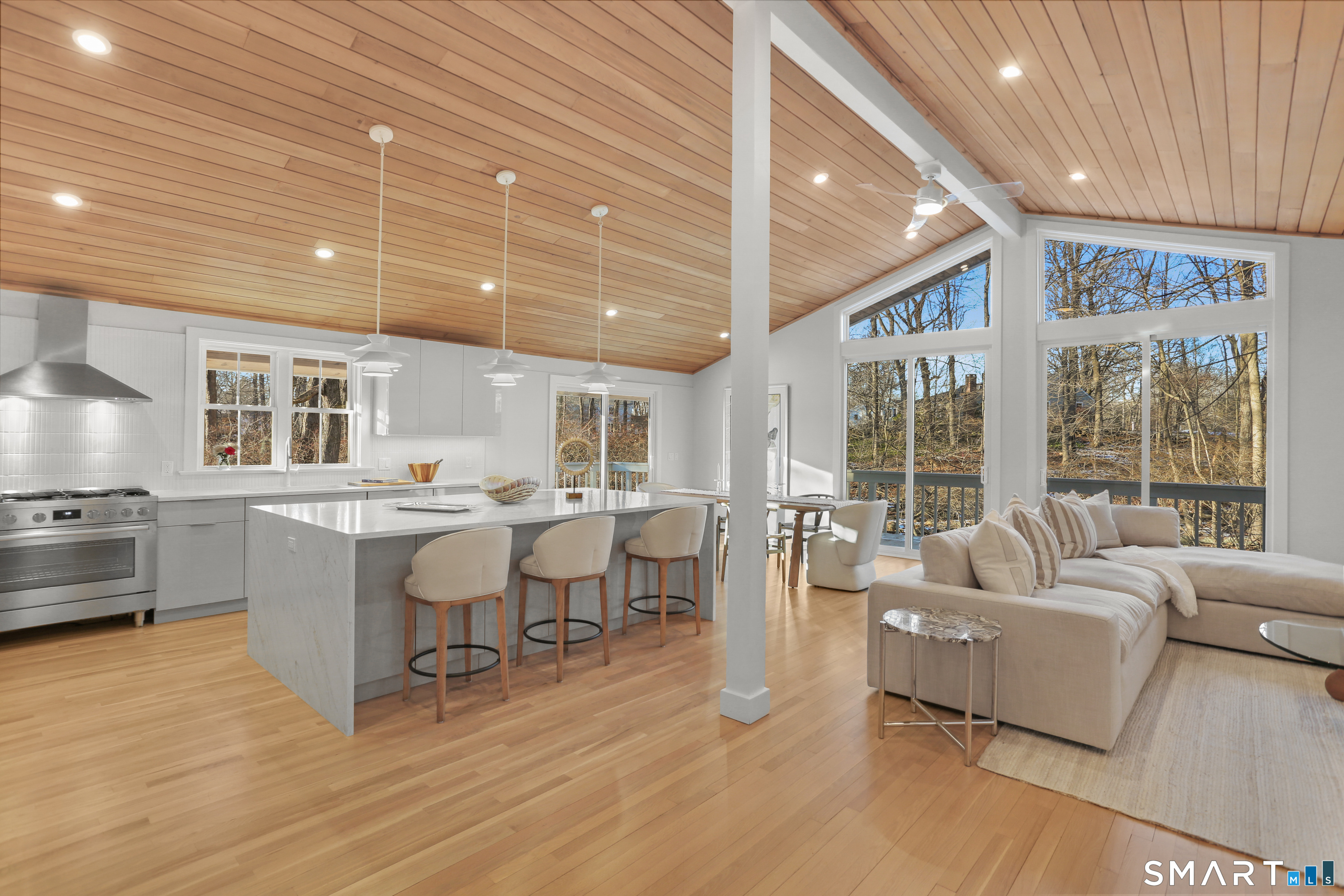 Photo 3 of 17 Clover Lane, Westport, CT