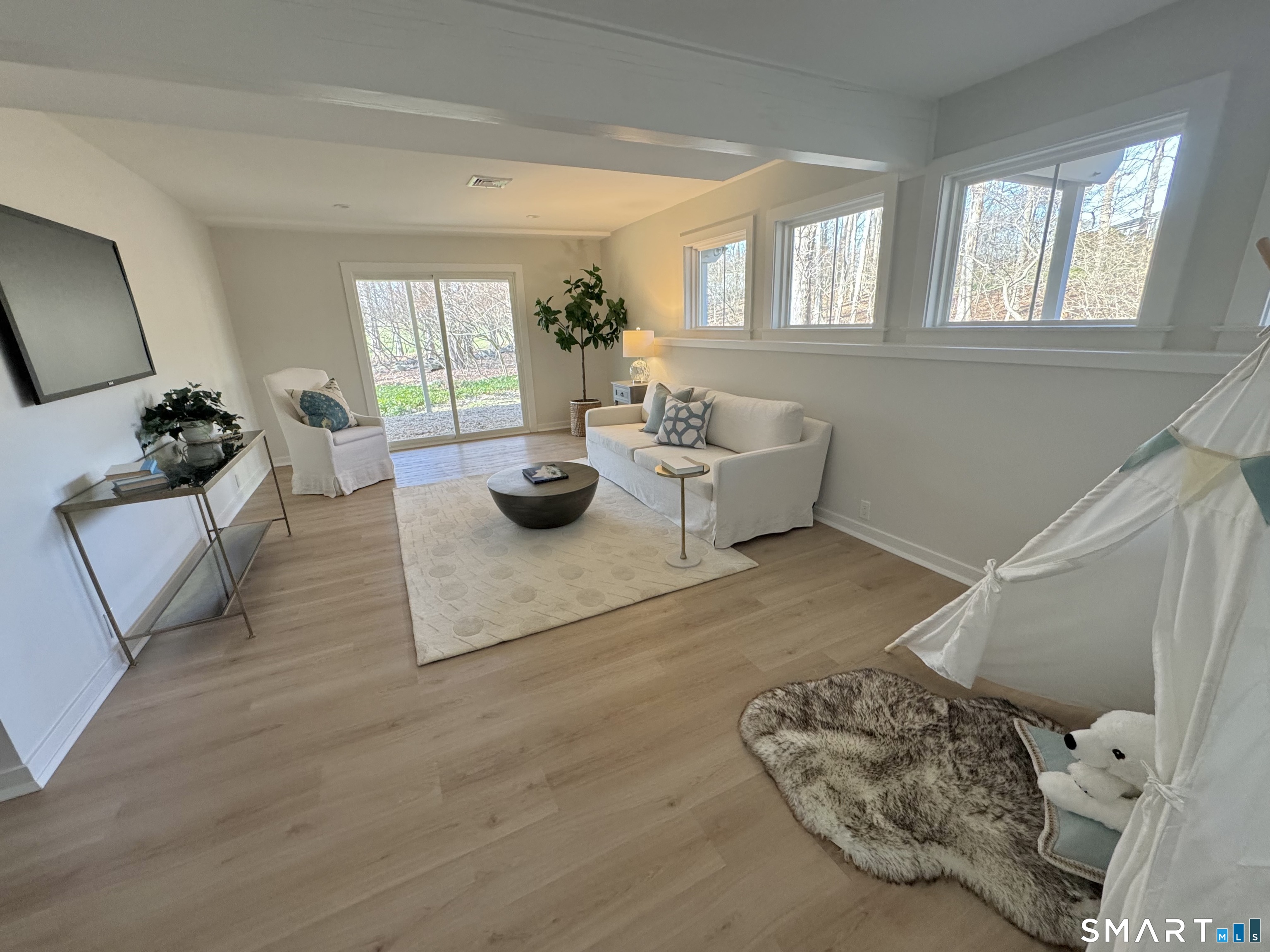 Photo 17 of 17 Clover Lane, Westport, CT