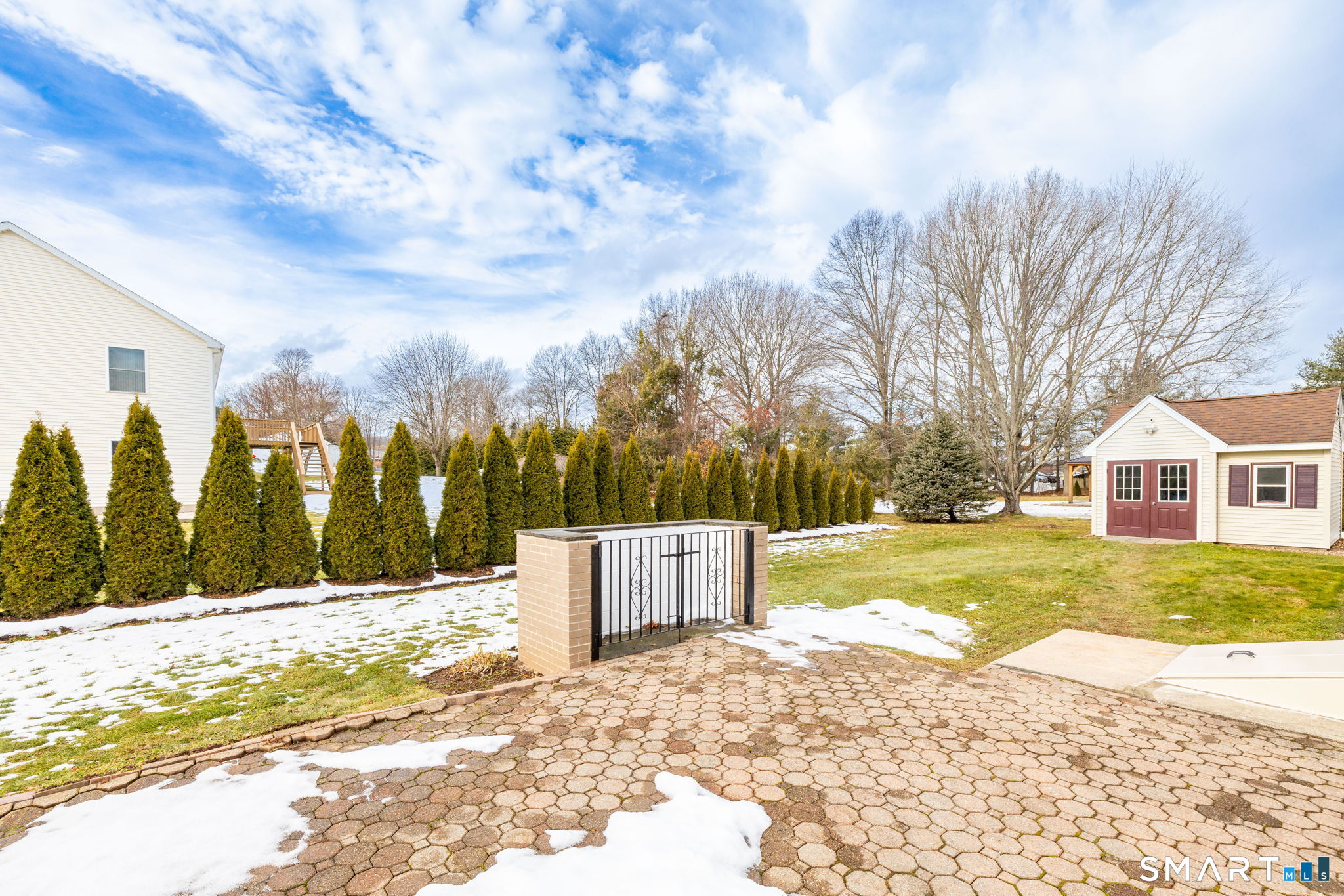 Homes for sale in Berlin, CT | 644 Four Rod Rd, Berlin, CT 06037 | MLS# 24147884