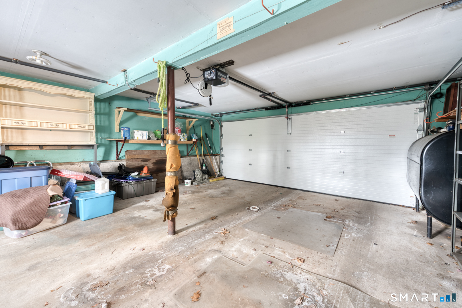 Photo 32 of 4 Arrow Drive, Plymouth, CT