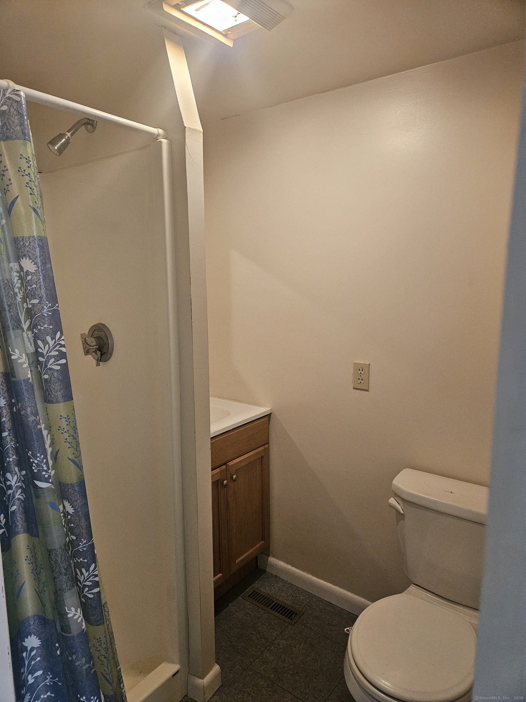 1 Town line, Plainville, 06062, 0 , 0 ,0,Commercial For Lease,For Rent,Town line,0,24148294