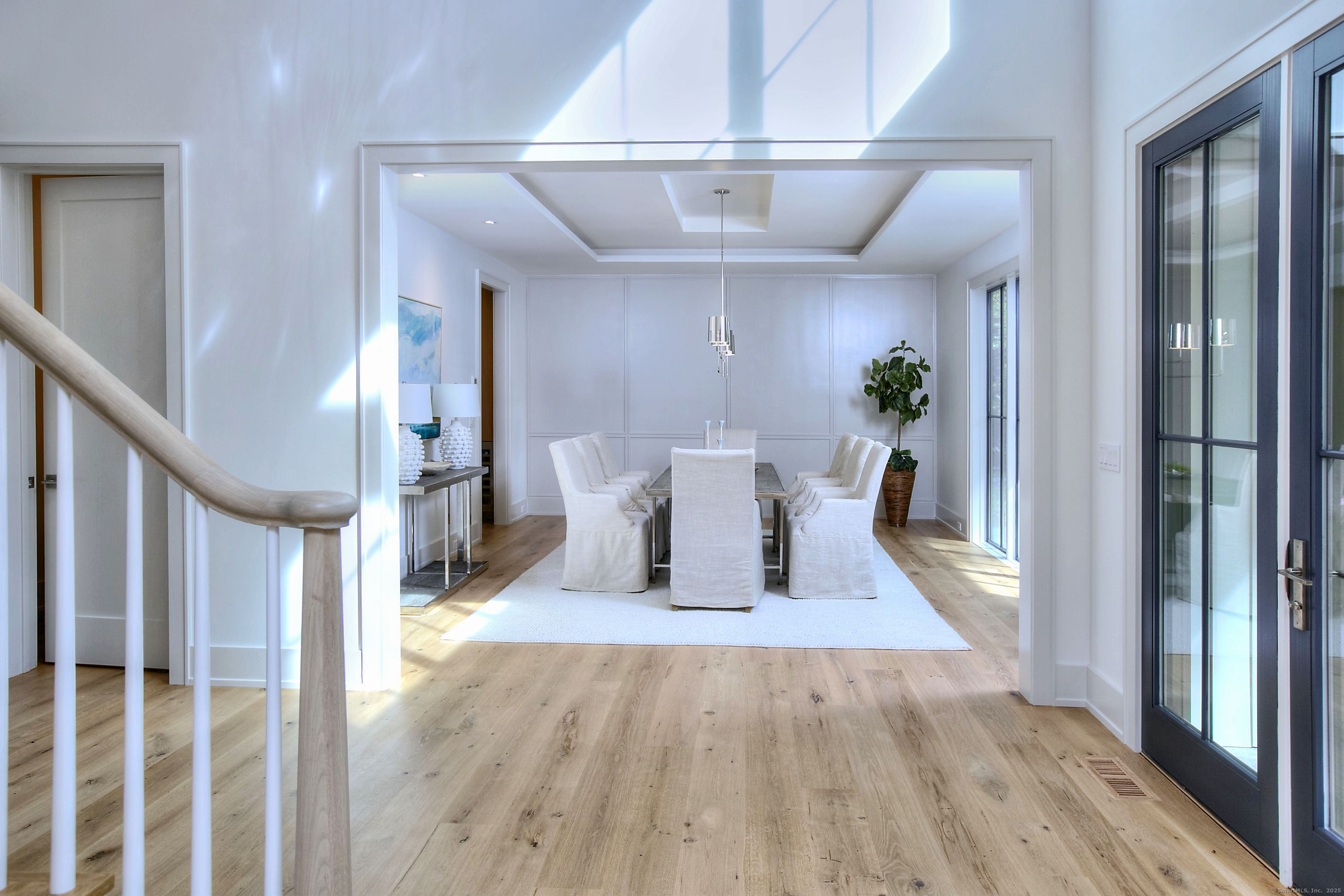 Photo 13 of 125 Old Road, Westport, CT