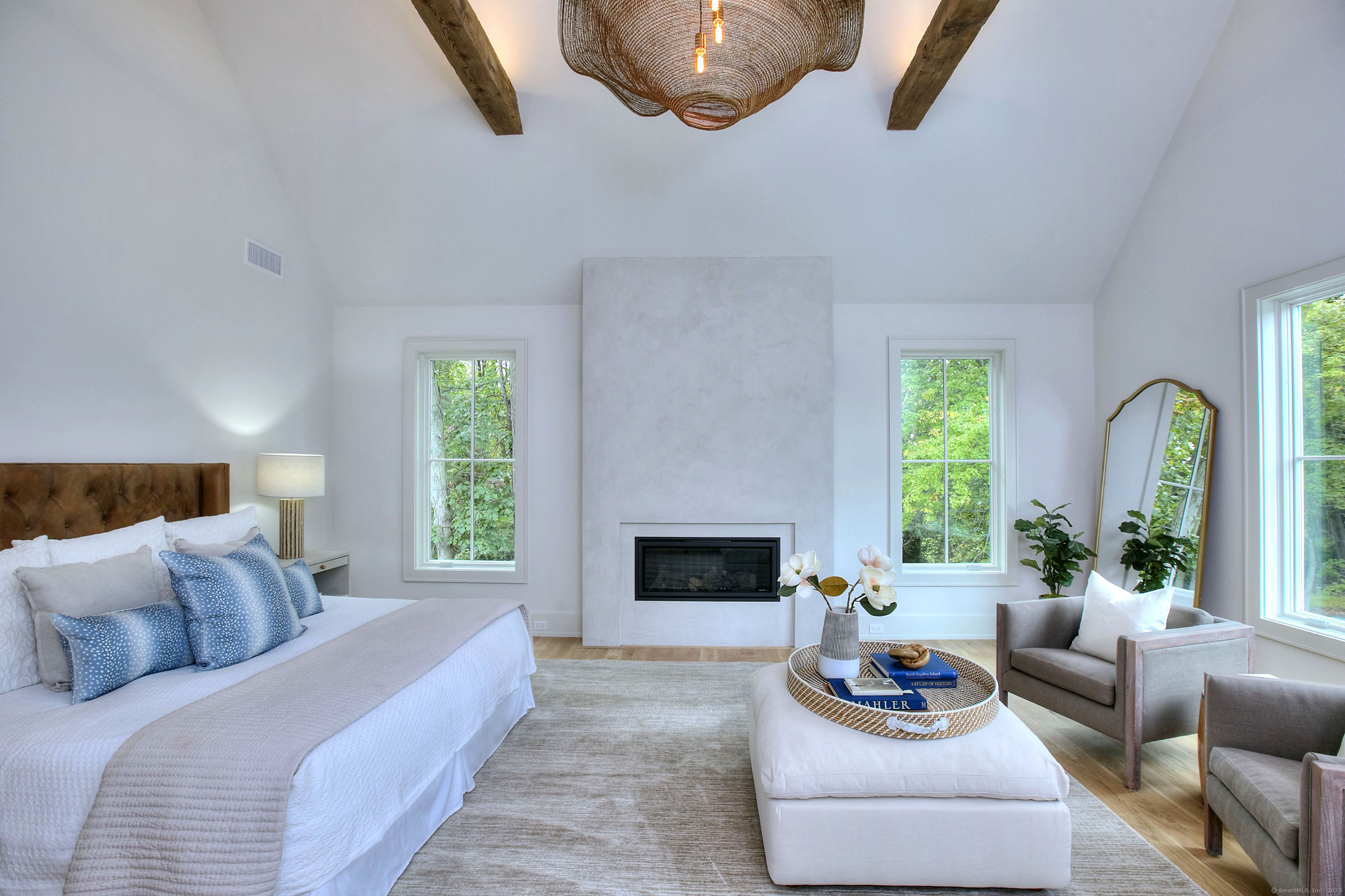 Photo 20 of 125 Old Road, Westport, CT