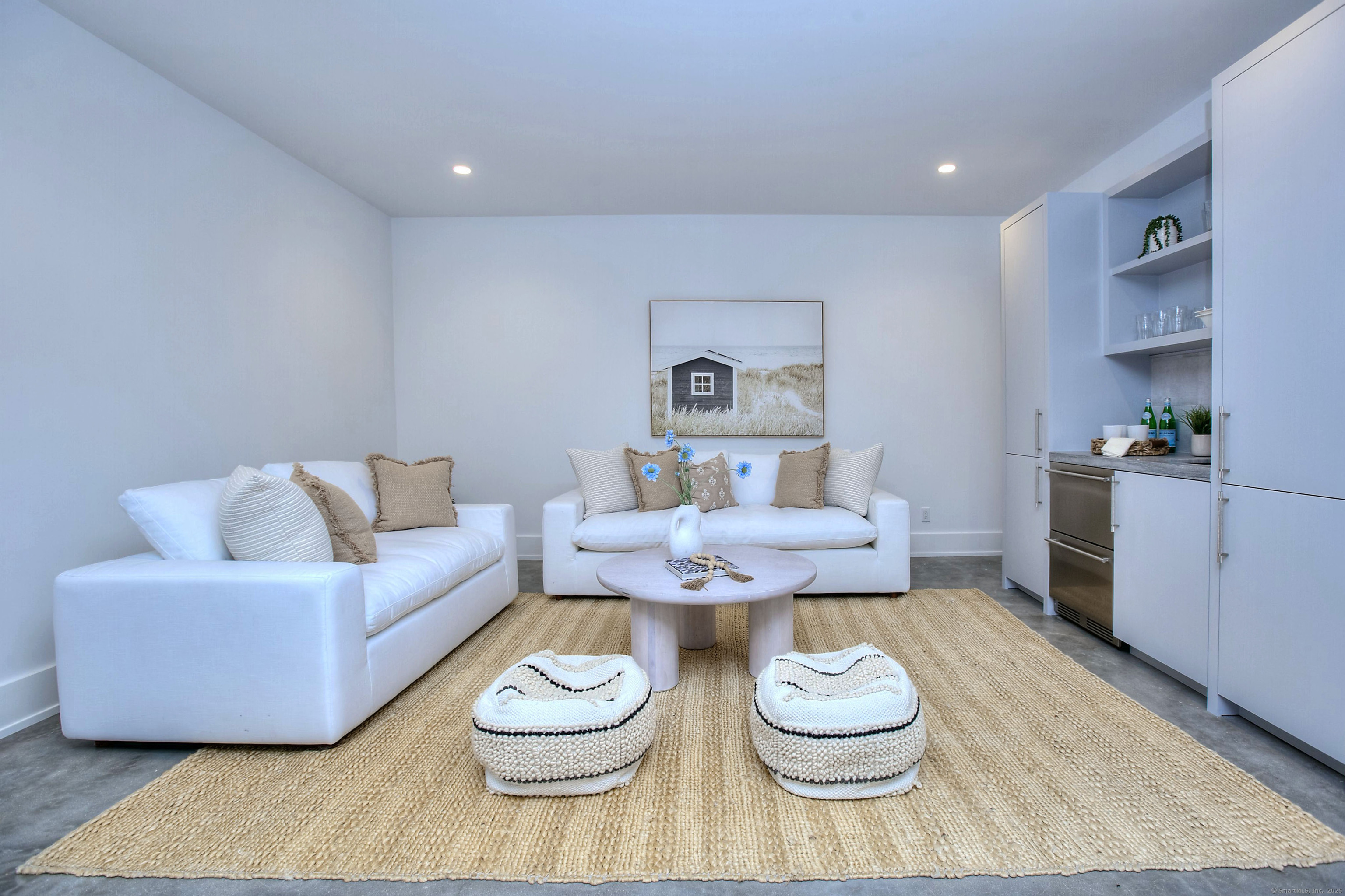 Photo 37 of 125 Old Road, Westport, CT