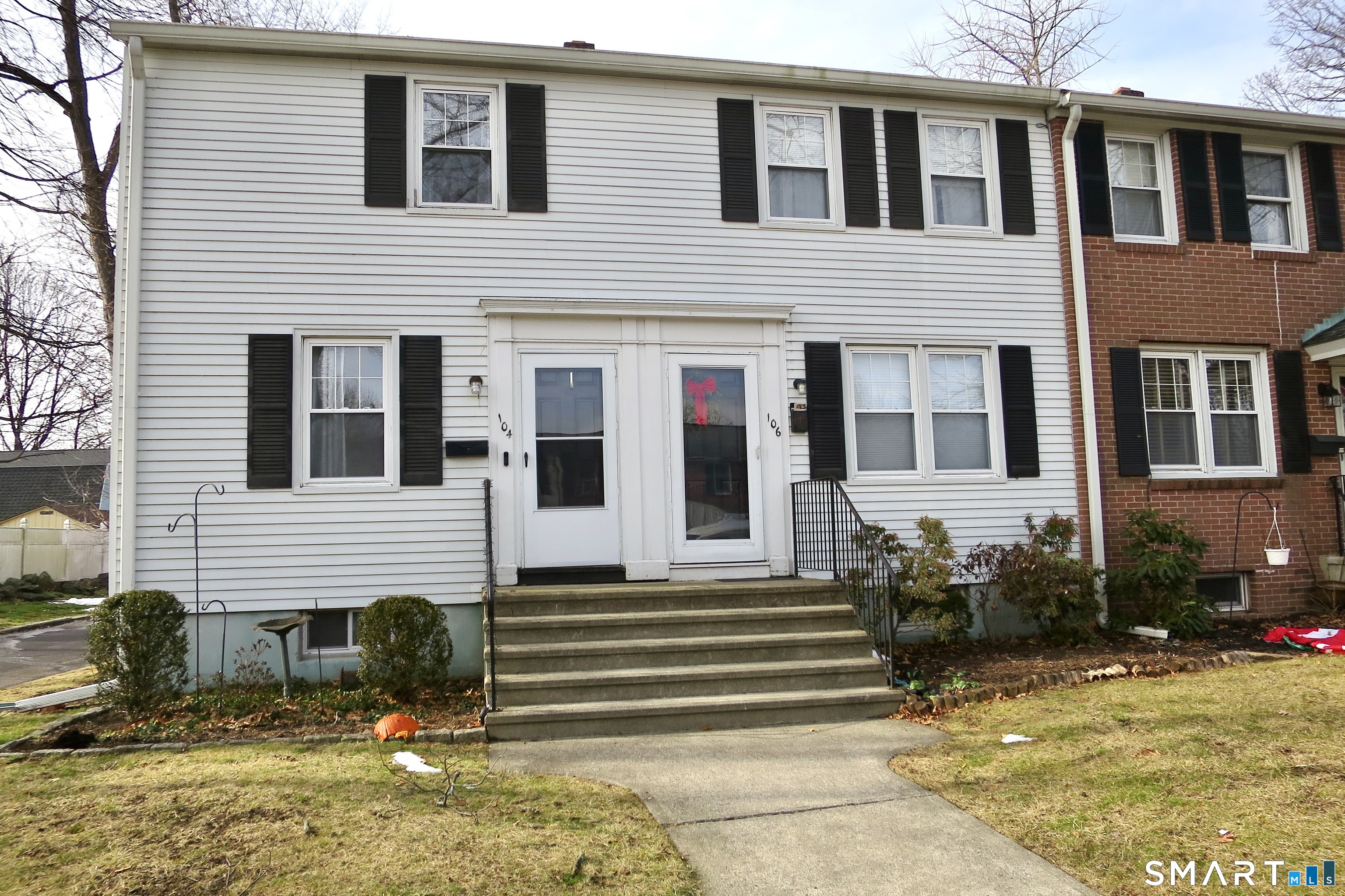 Homes for sale in Stamford, CT | 104 Sylvan Knoll Rd, Stamford, CT 06902 | MLS# 24147353