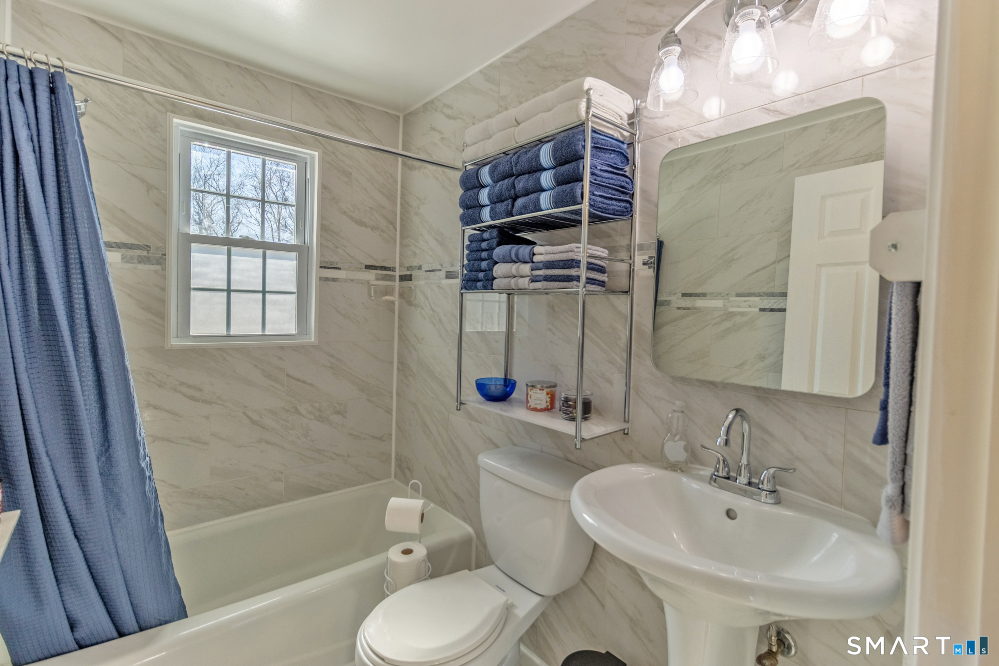 Photo 14 of 10 Carolina Drive, Montville, CT