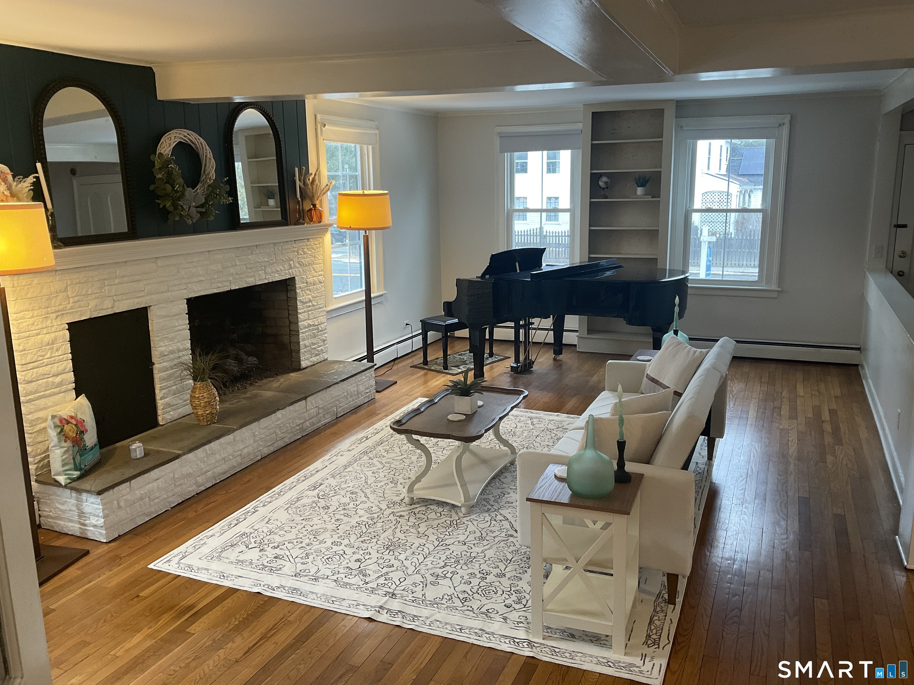 Photo 5 of 32 Main Street, Essex, CT