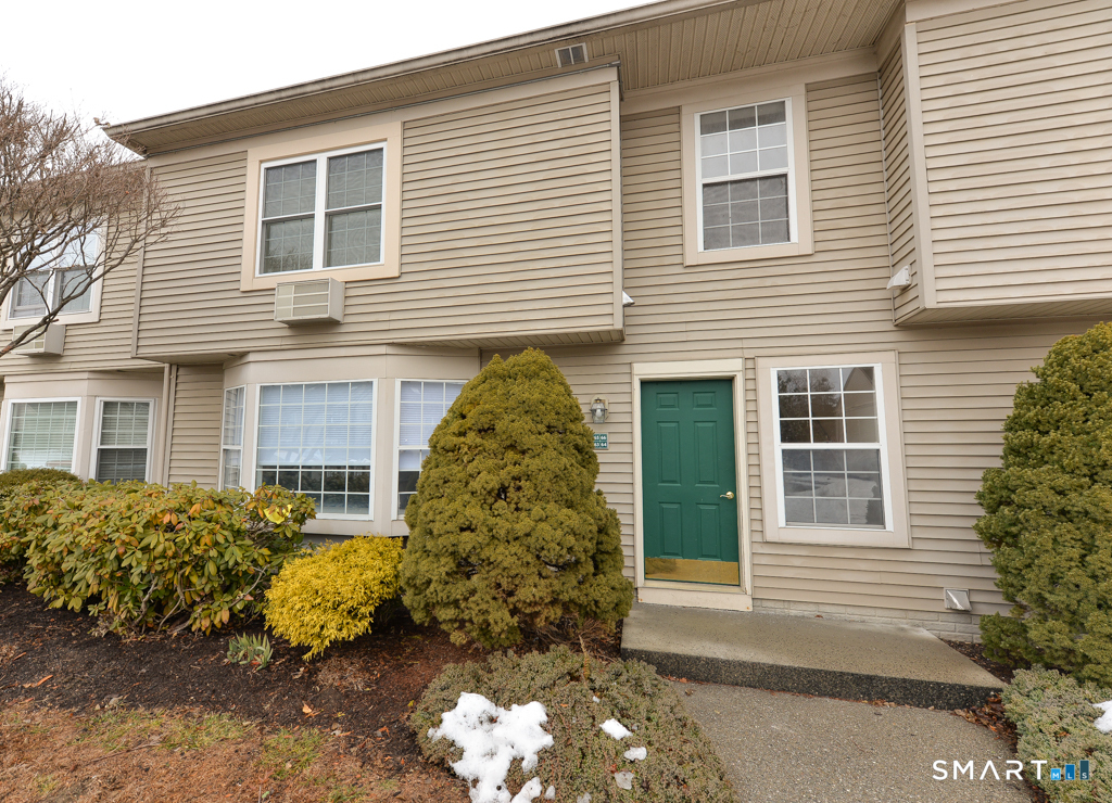 Homes for sale in New Milford, CT | 63 Glen Ridge Ct #63, New Milford, CT 06776 | MLS# 24148281
