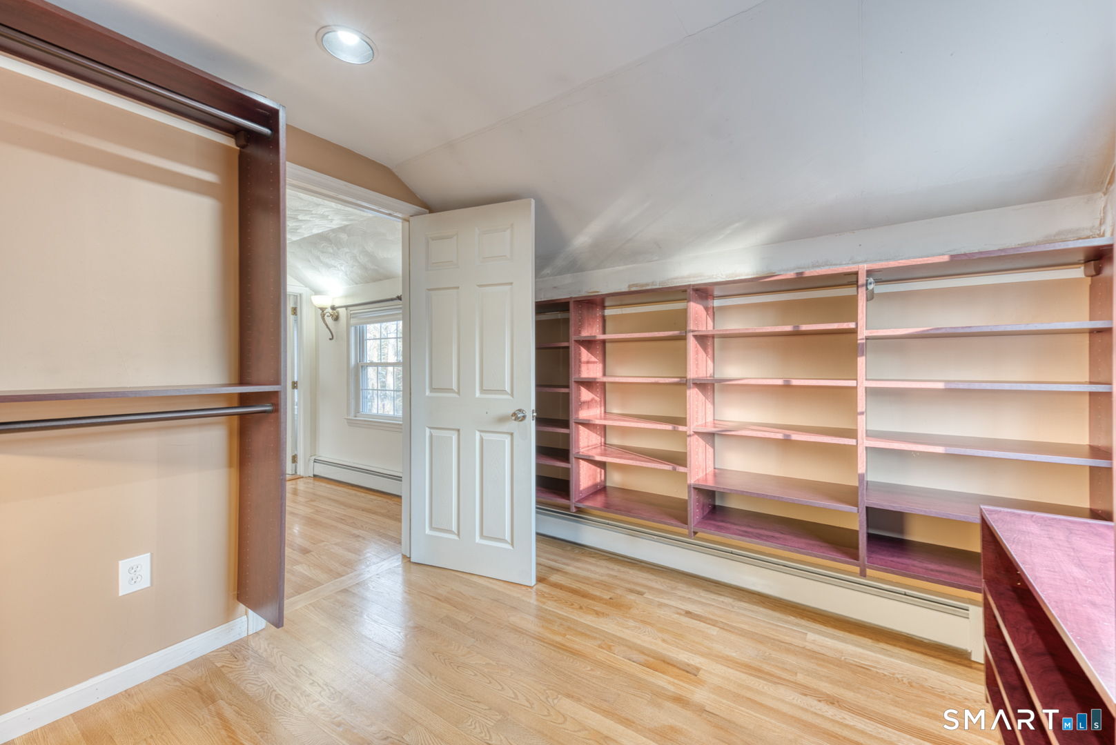 Photo 16 of 25 Hunter Lane, Glastonbury, CT