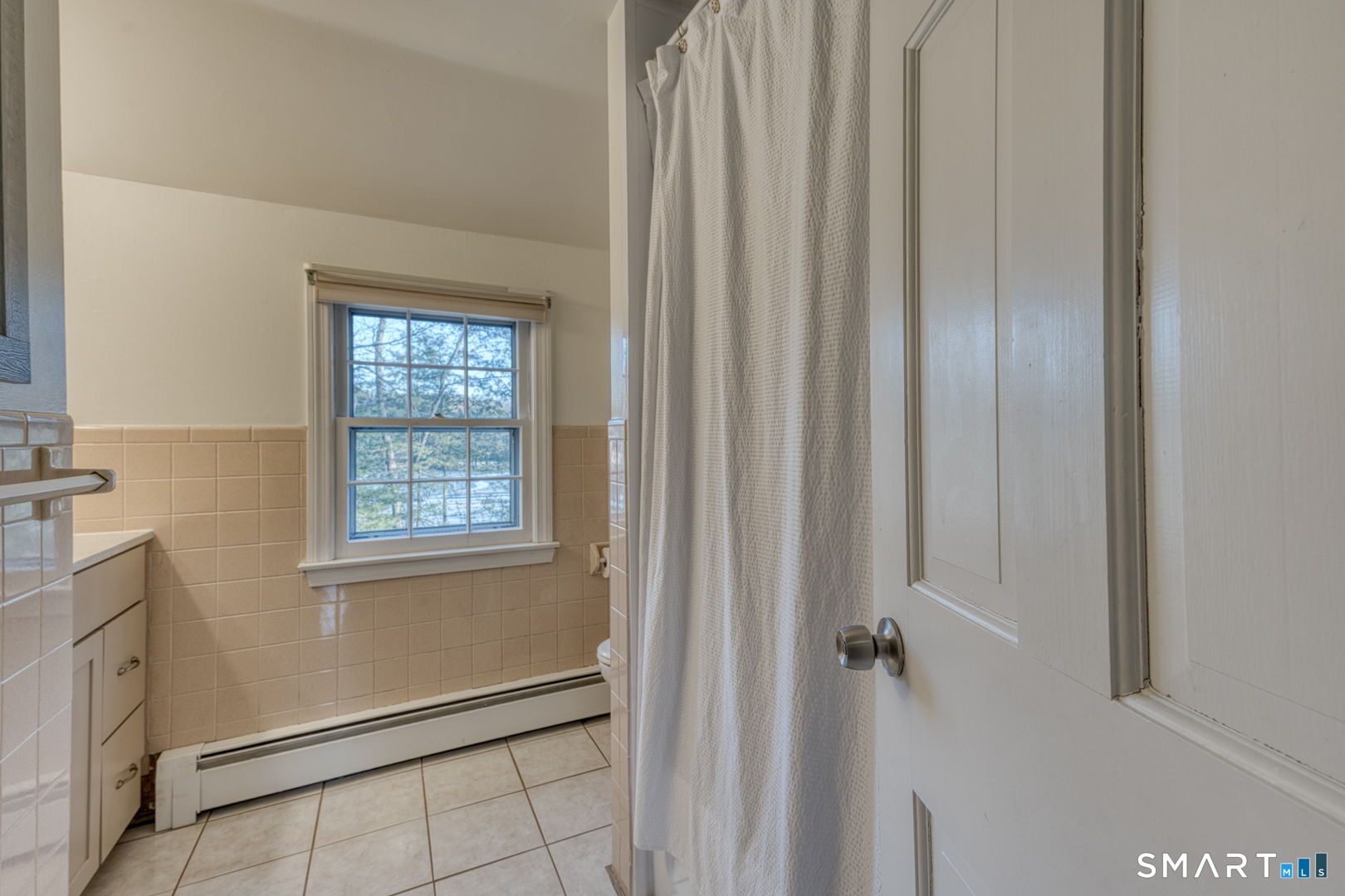 Photo 18 of 25 Hunter Lane, Glastonbury, CT