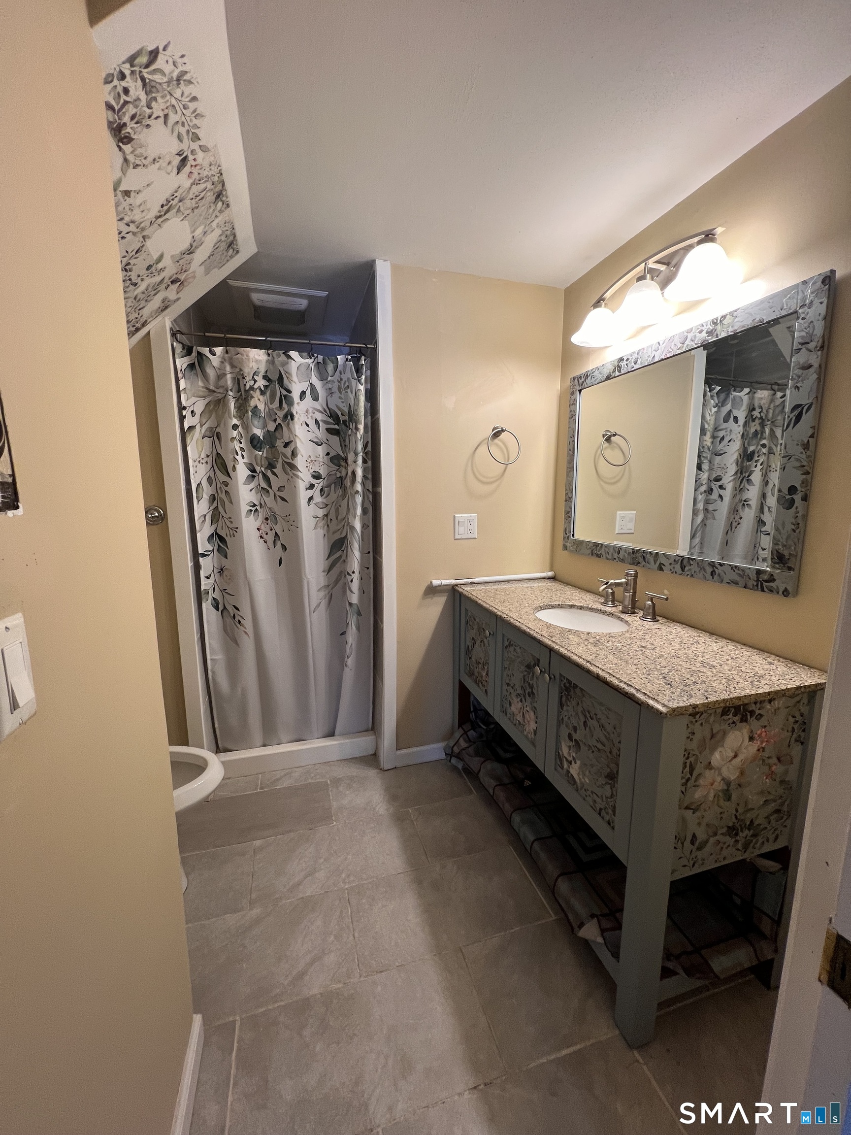 Photo 30 of 255 Stonehedge Lane, Guilford, CT