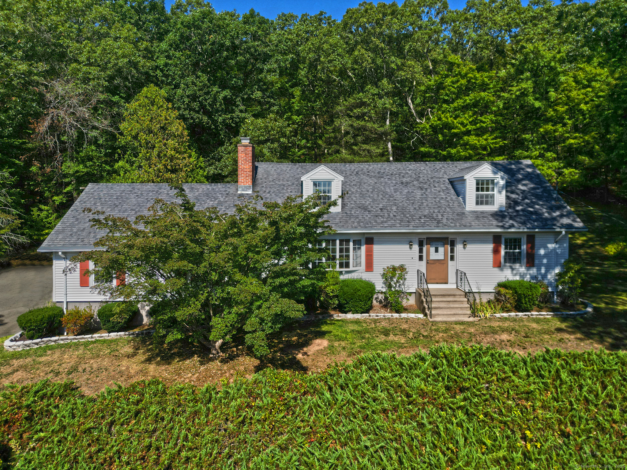 Homes for sale in Hamden, CT | 1350 Mount Carmel Ave, Hamden, CT 06518 | MLS# 24148382