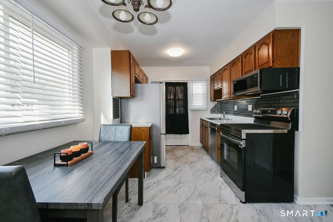 Homes for sale in East Hartford, CT | 36 Dobson Dr, East Hartford, CT 06118 | MLS# 24147065