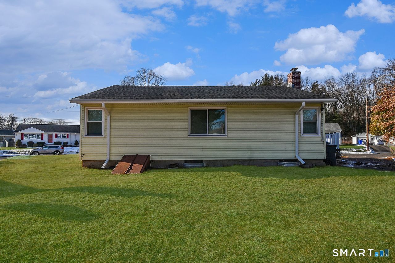 Homes for sale in East Hartford, CT | 36 Dobson Dr, East Hartford, CT 06118 | MLS# 24147065