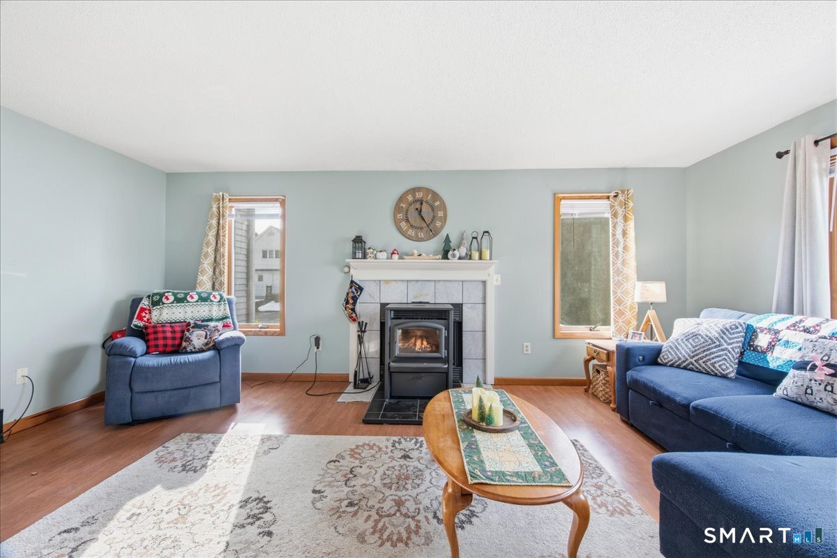 Photo 5 of 51 Eastbrook Heights, Mansfield, CT