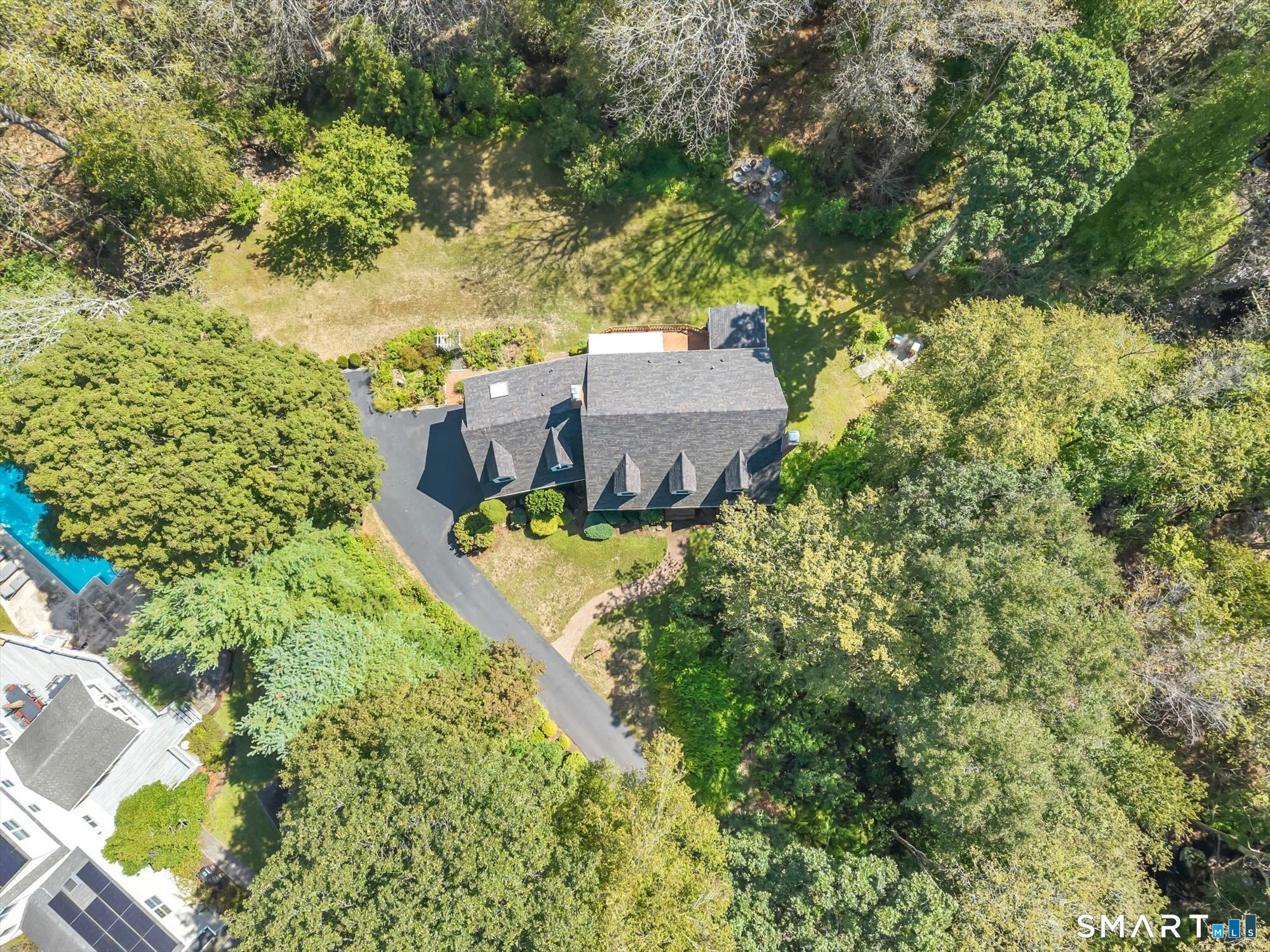 Homes for sale in Madison, CT | 25 Williamsburg Cir, Madison, CT 06443 | MLS# 24146422