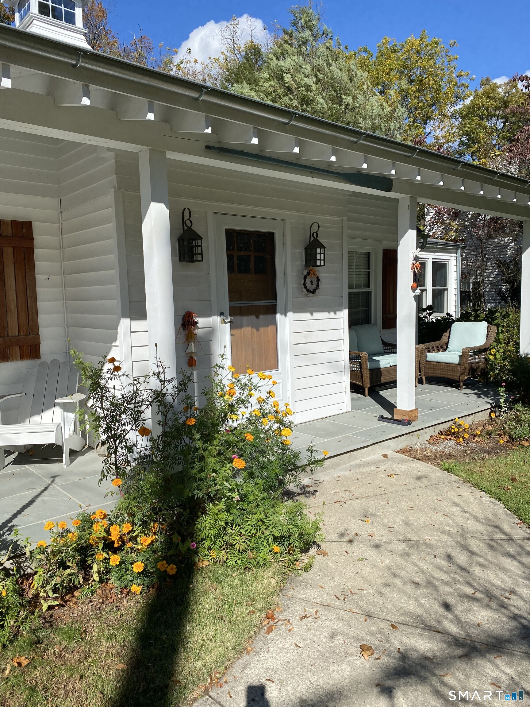 Photo 3 of 276 Dunnlea Road, Fairfield, CT