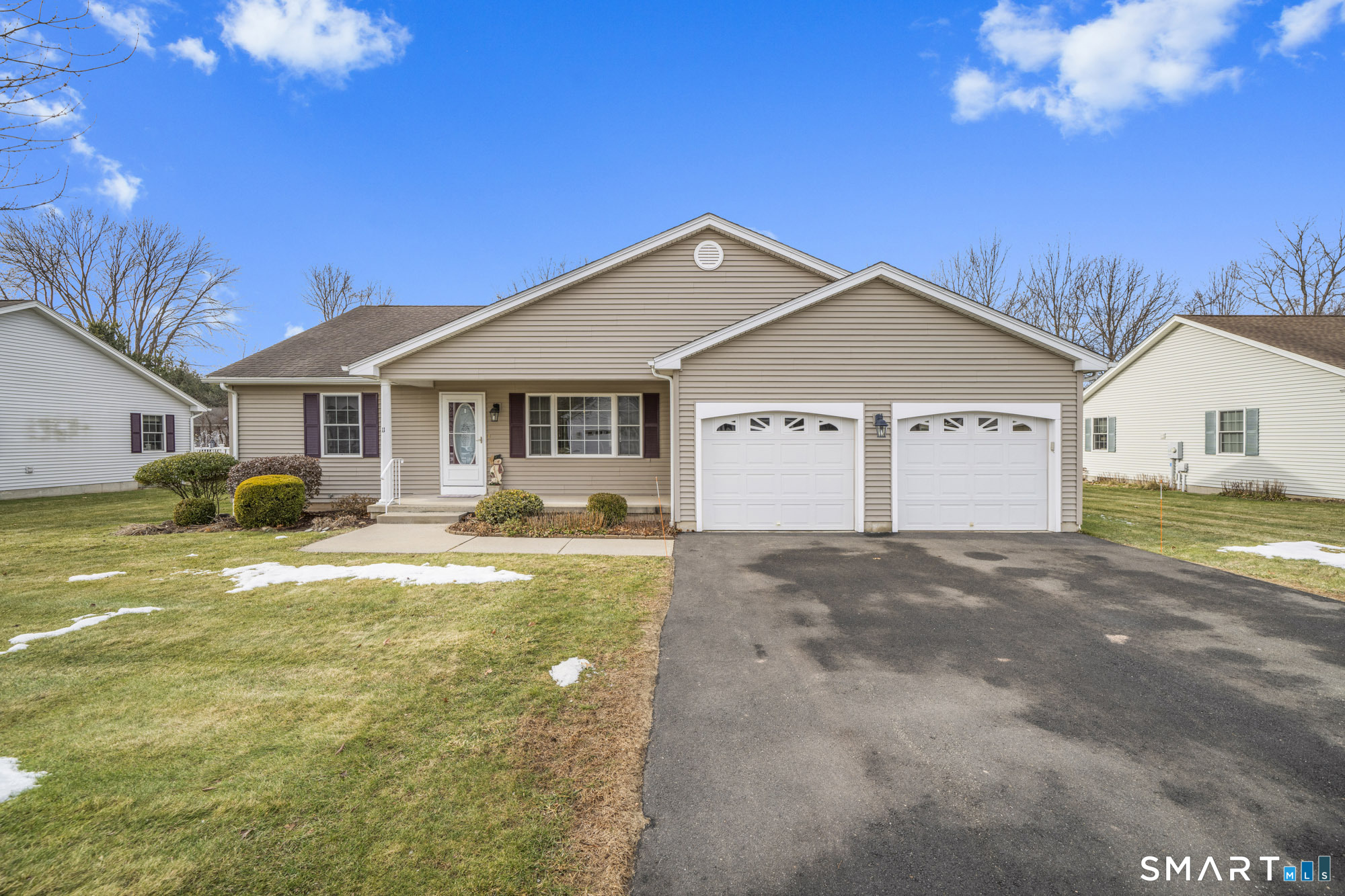 Homes for sale in East Windsor, CT | 11 Acorn Dr #11, East Windsor, CT 06016 | MLS# 24148350