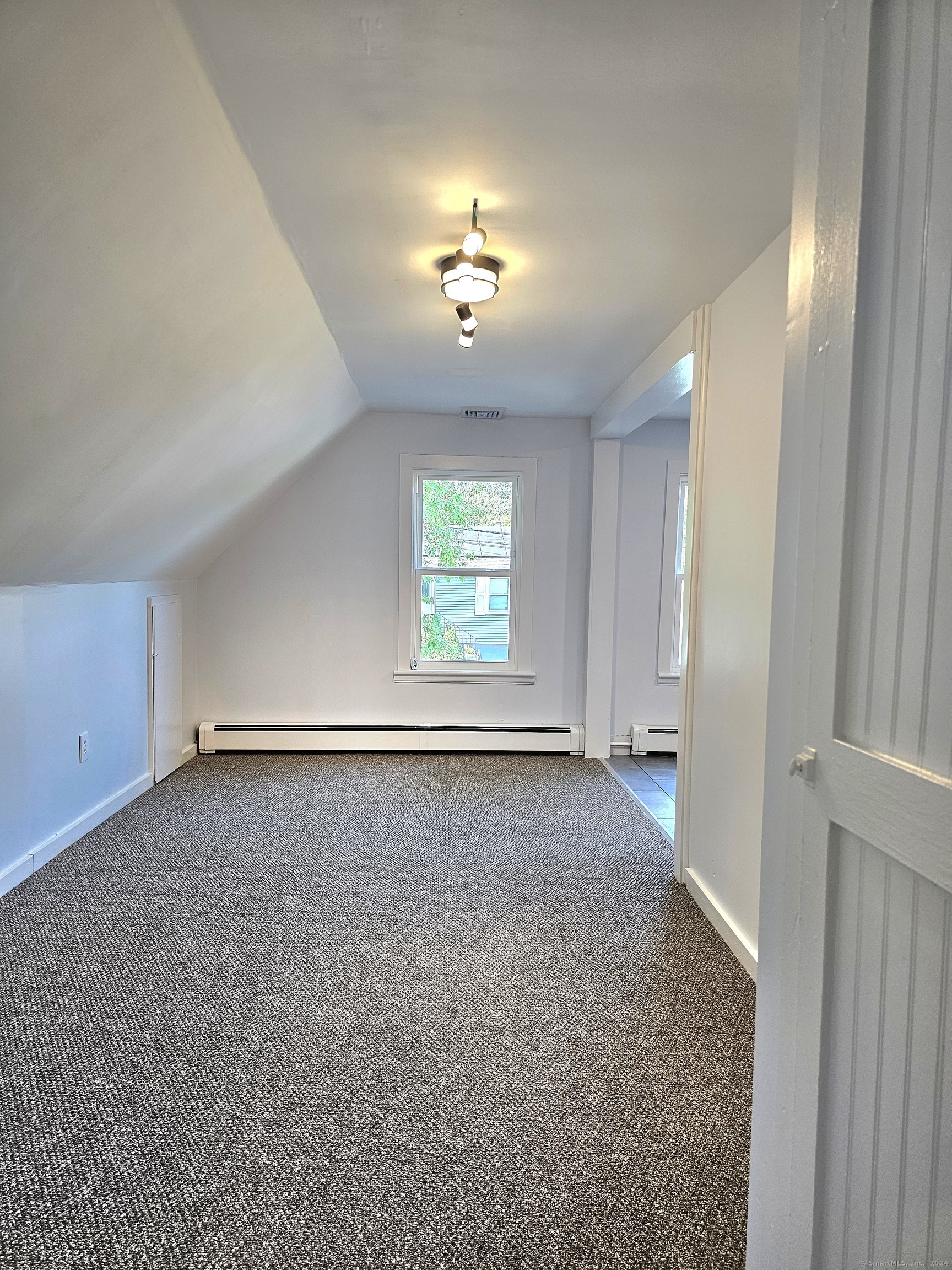 Photo 7 of 4 Knoll Avenue, Milford, CT