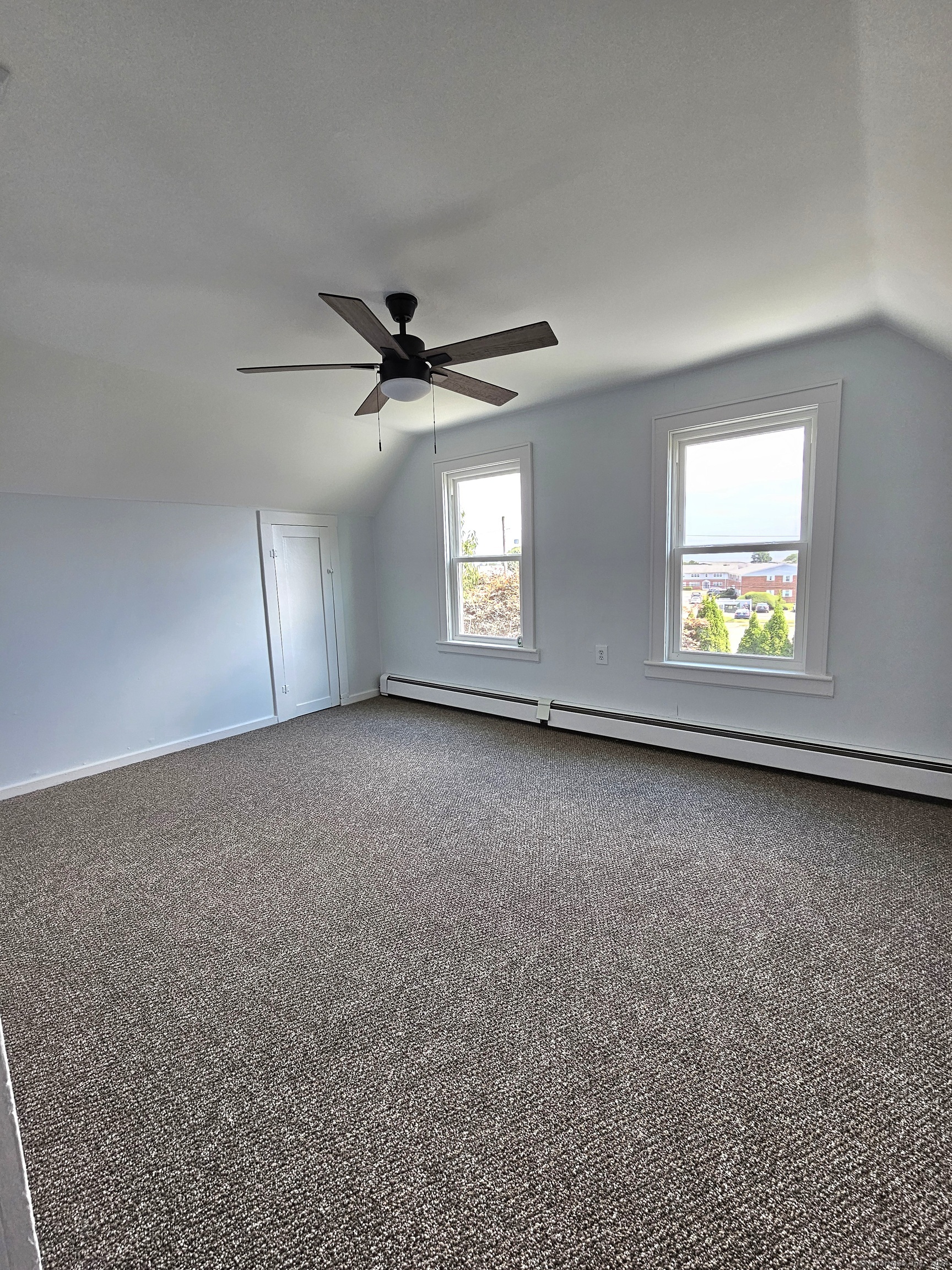 Photo 12 of 4 Knoll Avenue, Milford, CT