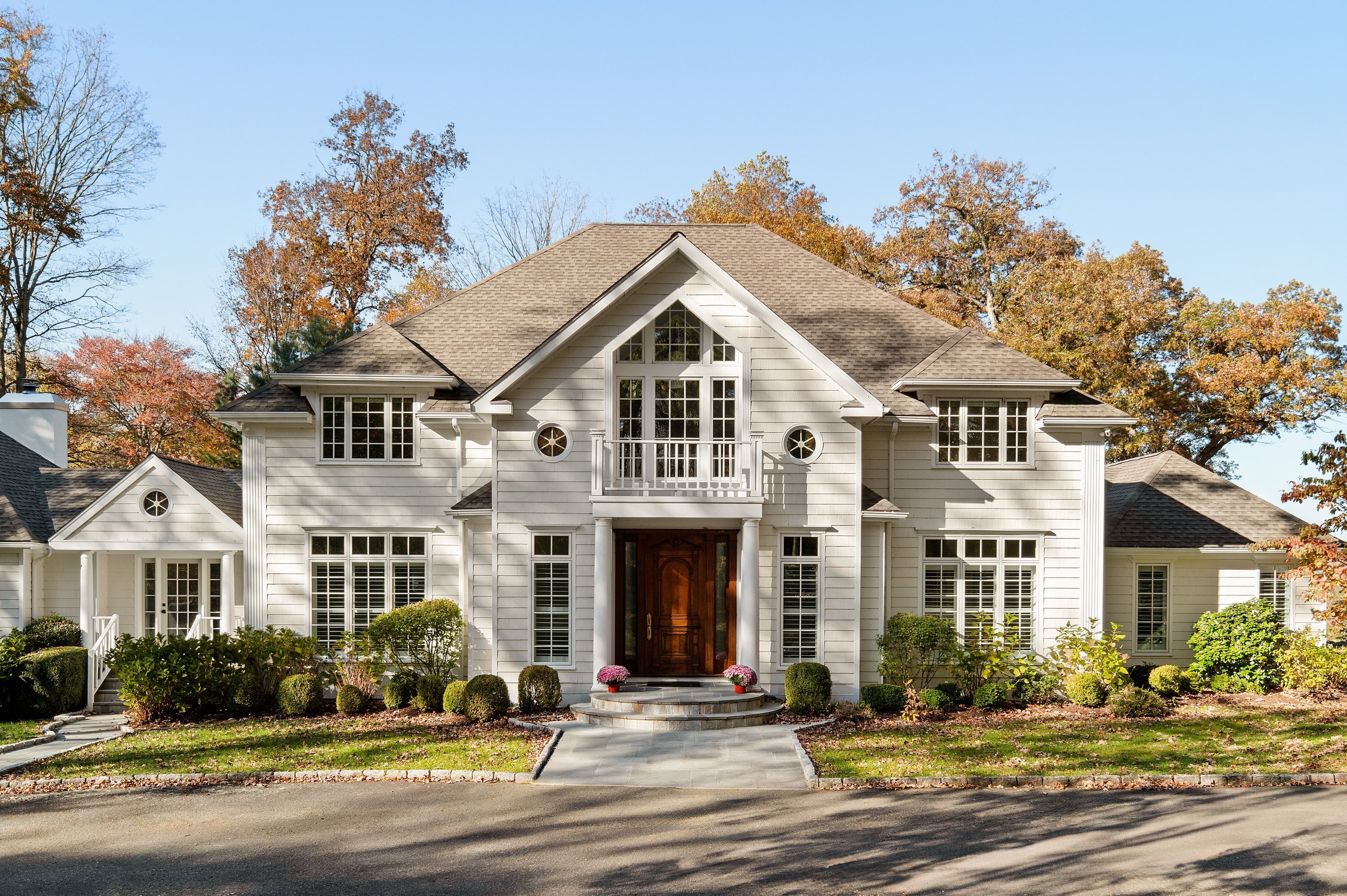 Homes for sale in Weston, CT | 3 Mayflower Ln, Weston, CT 06883 | MLS# 24148472