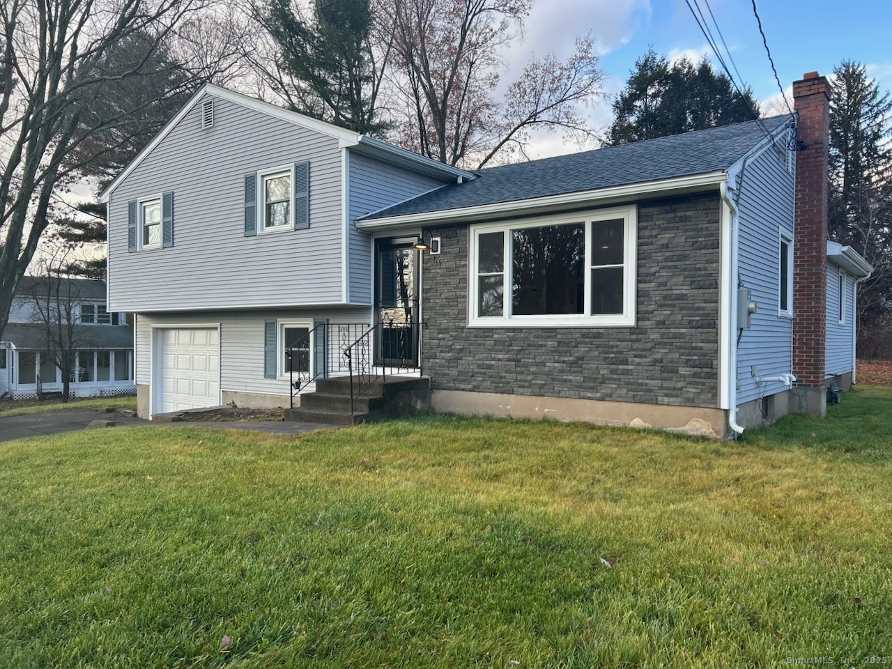 Homes for sale in Glastonbury, CT | 15 Lancaster Rd, Glastonbury, CT 06033 | MLS# 24148471