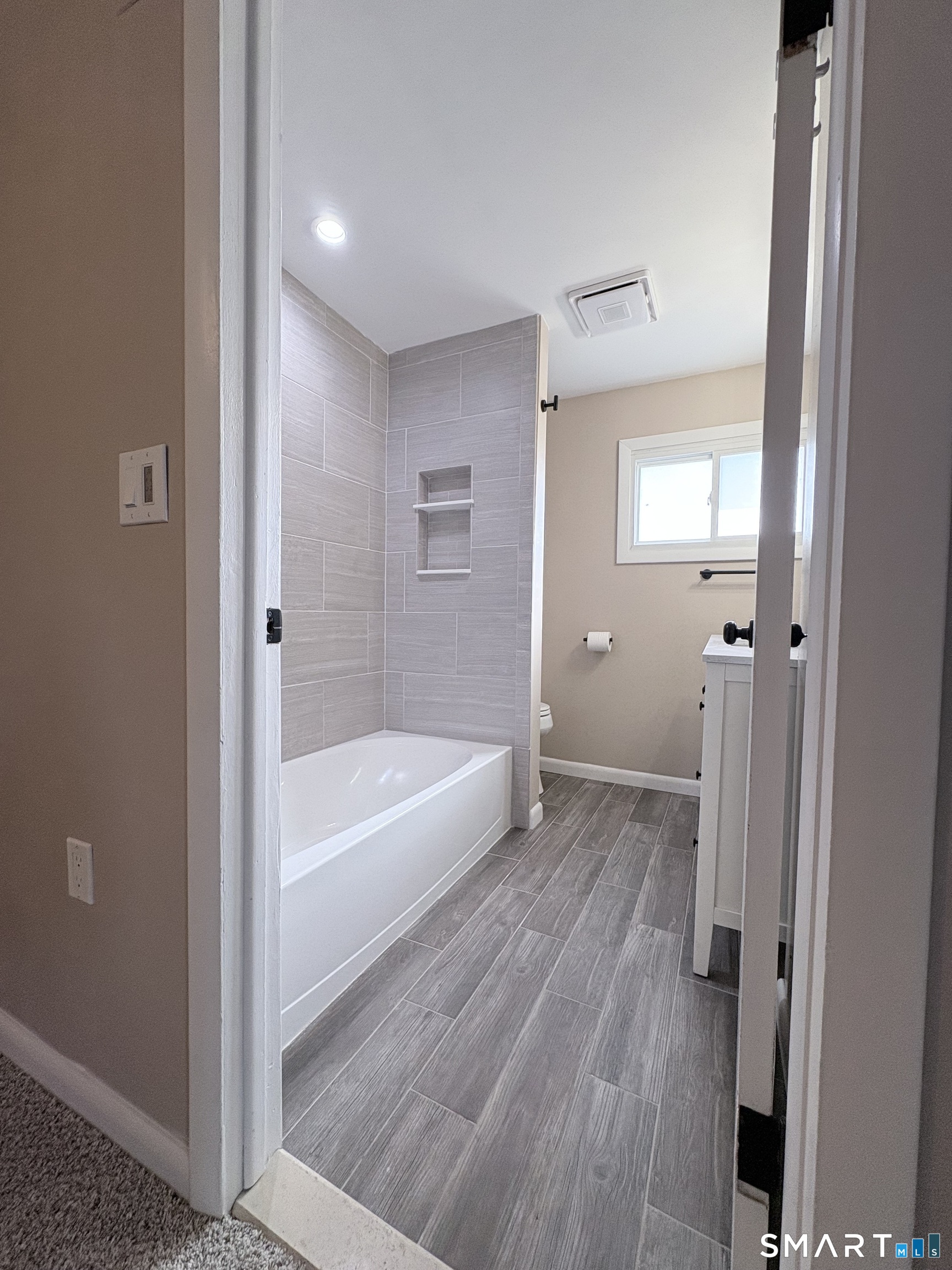 Photo 15 of 80A Balaban Road, Colchester, CT