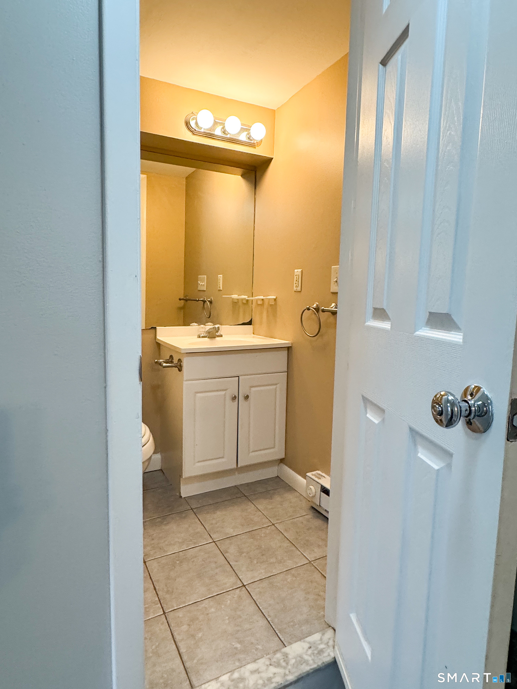 Photo 13 of 251 Main Street, Middlefield, CT