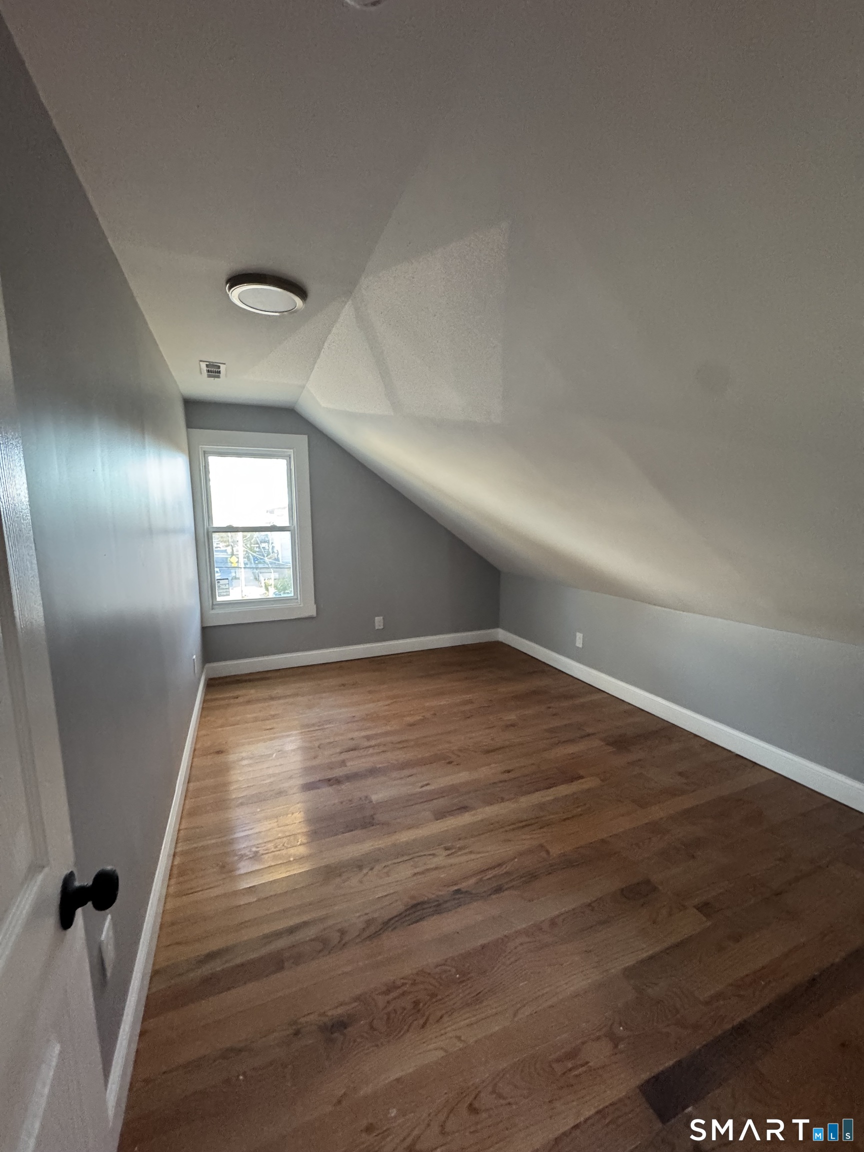 Photo 4 of 231 Davenport Avenue, New Haven, CT