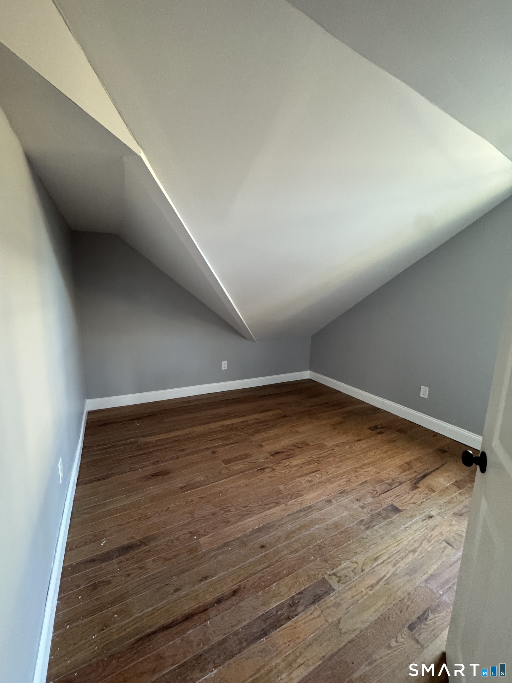 Photo 5 of 231 Davenport Avenue, New Haven, CT