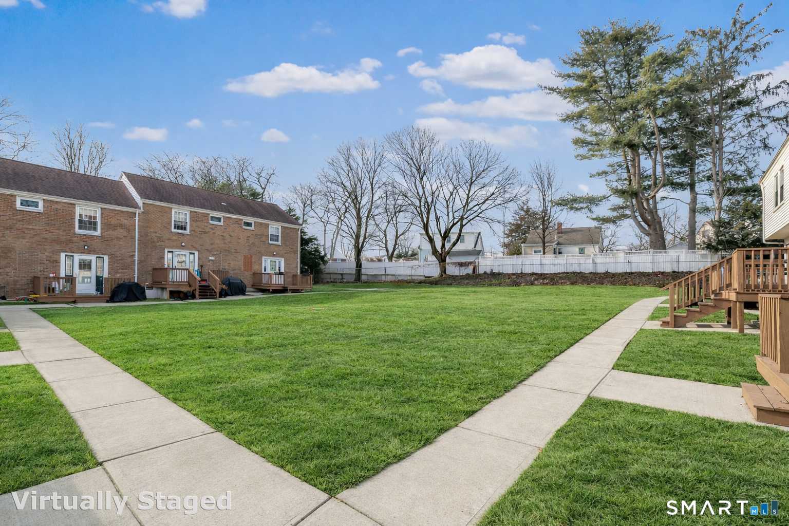 Homes for sale in Fairfield, CT | 240 Sunnyridge Ave #APT 116, Fairfield, CT 06824 | MLS# 24148245