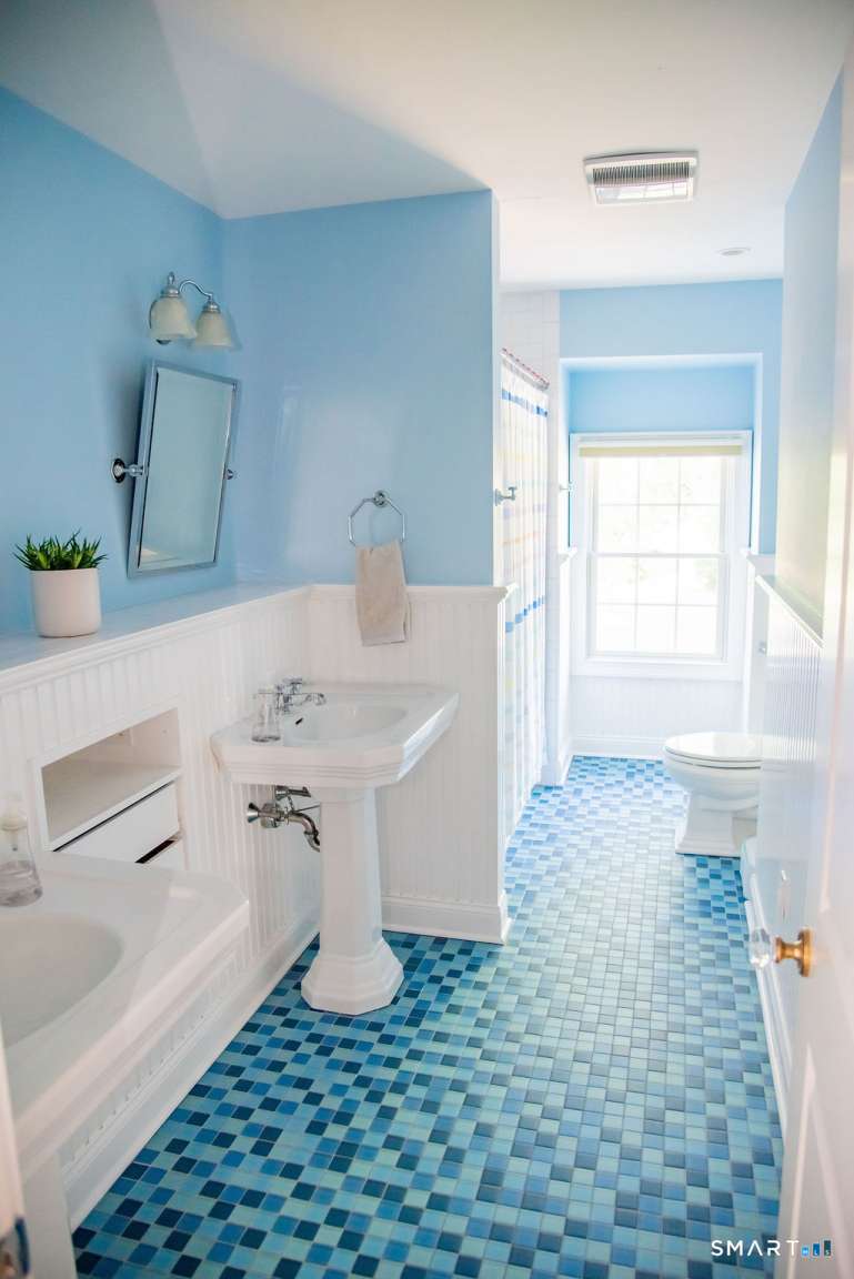 Photo 8 of 36 Rosewood Drive, Easton, CT