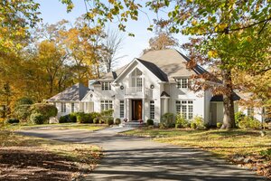 3 Mayflower Lane