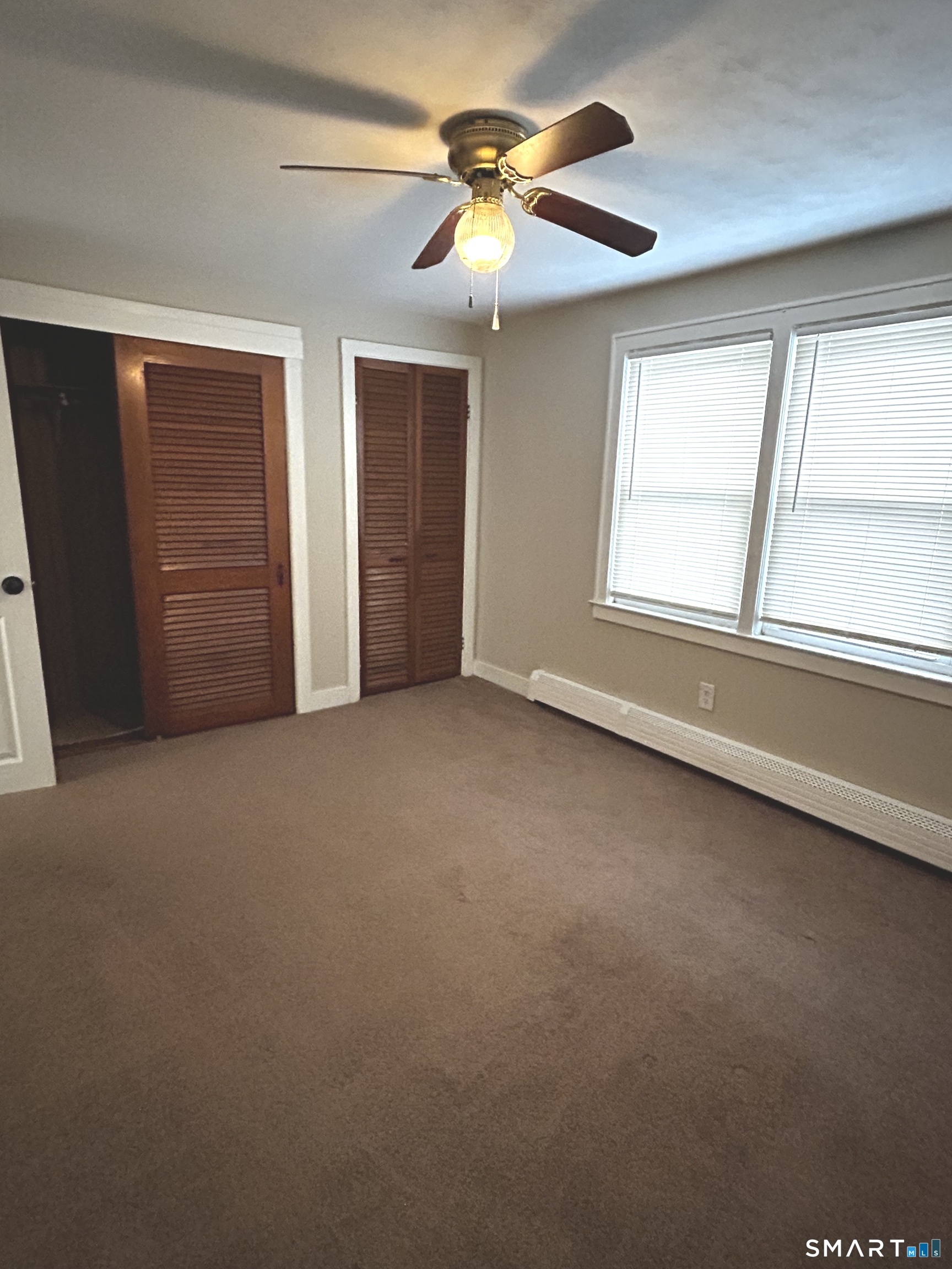 Photo 10 of 565 Main Street, Southington, CT