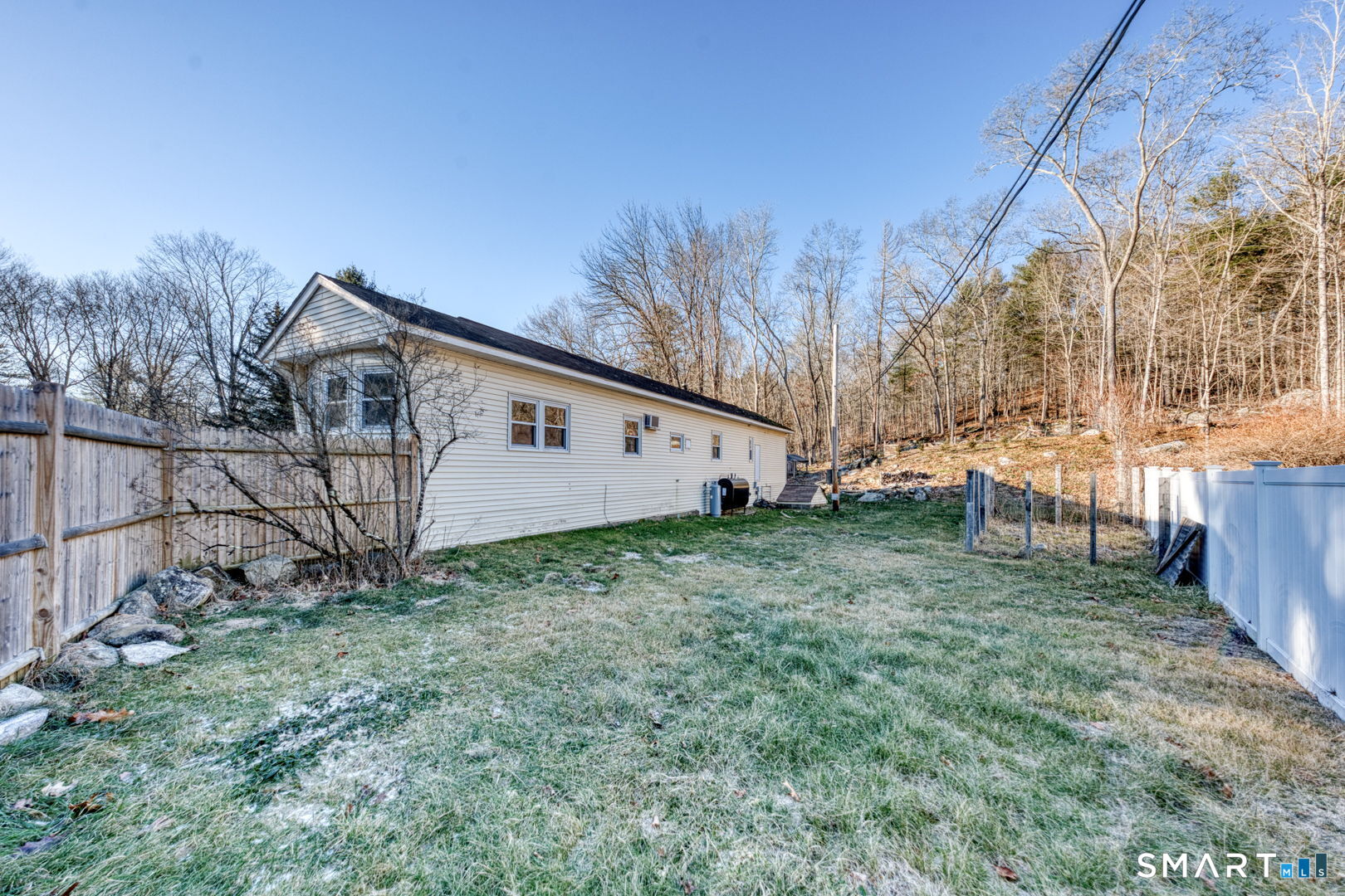 Photo 4 of 597 Warrenville Road, Mansfield, CT