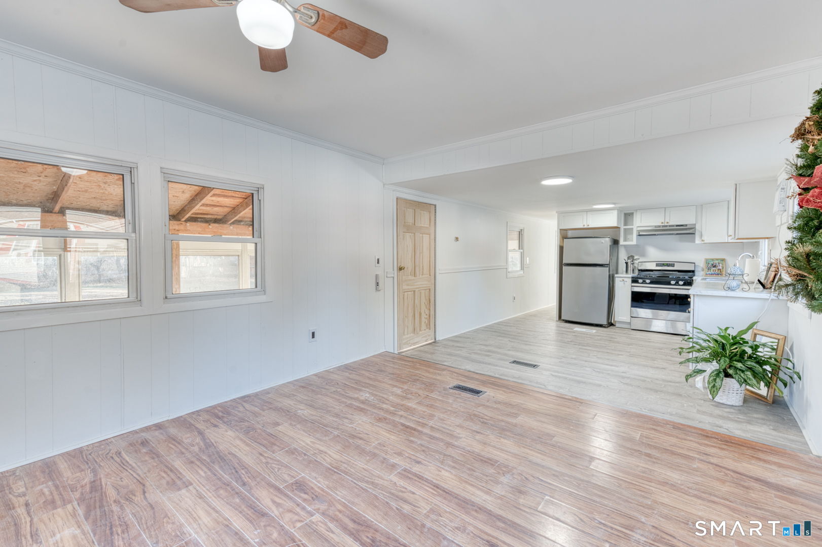 Photo 23 of 597 Warrenville Road, Mansfield, CT