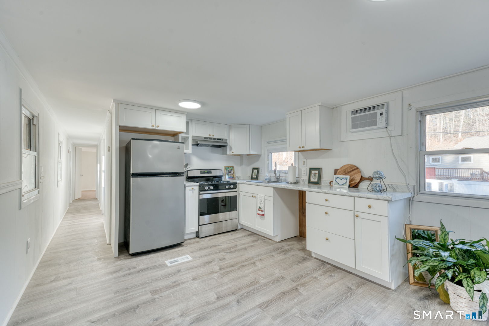 Photo 24 of 597 Warrenville Road, Mansfield, CT