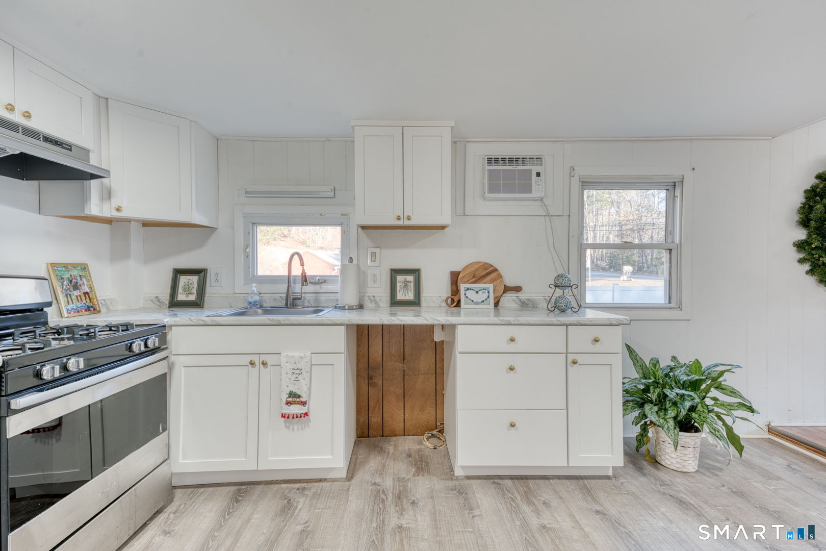 Photo 27 of 597 Warrenville Road, Mansfield, CT