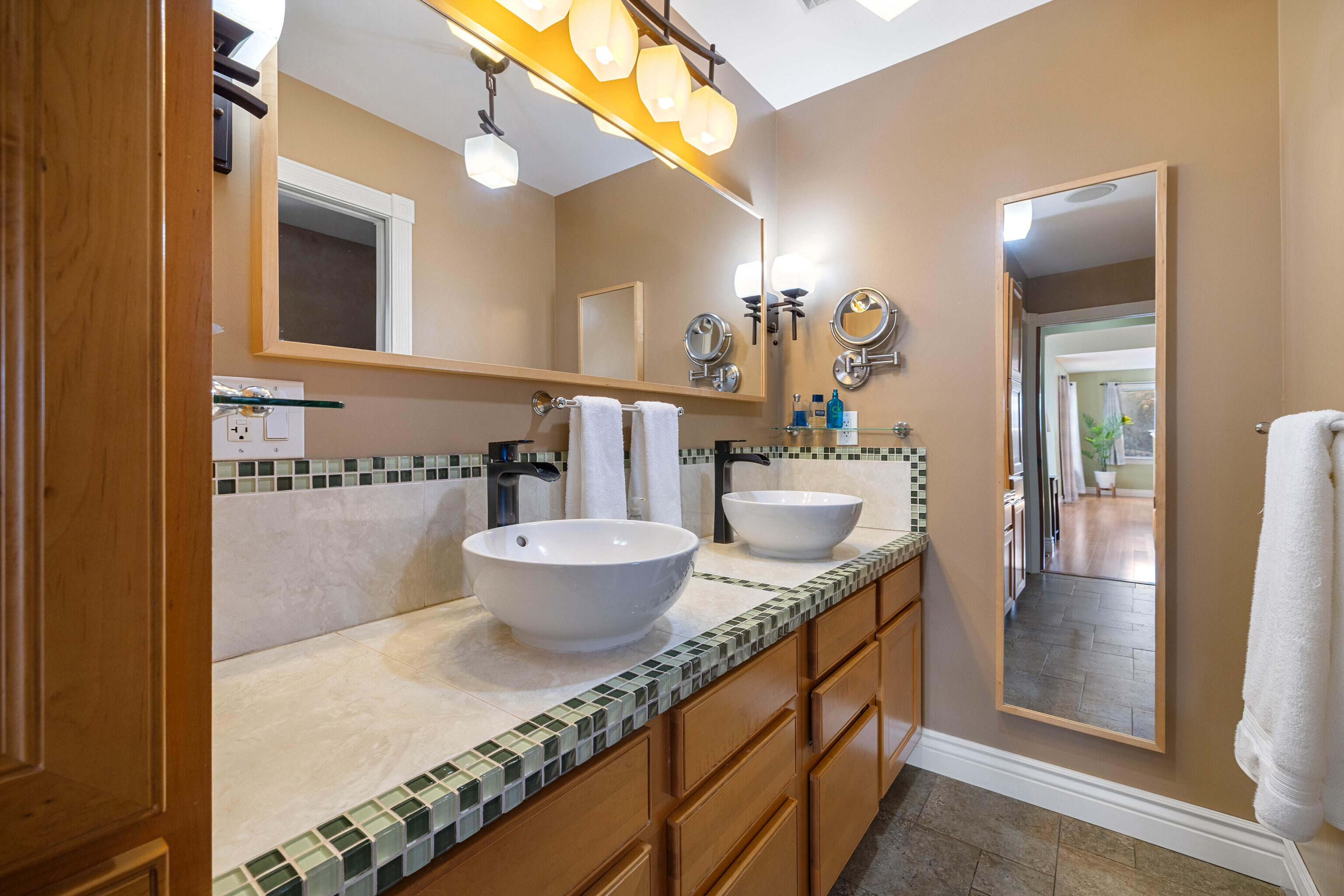 46 Old Black Point, East Lyme, 06357, 4 Bedrooms Bedrooms, 0 ,3 BathroomsBathrooms,Single Family For Sale,For Sale,Old Black Point,0,24148613