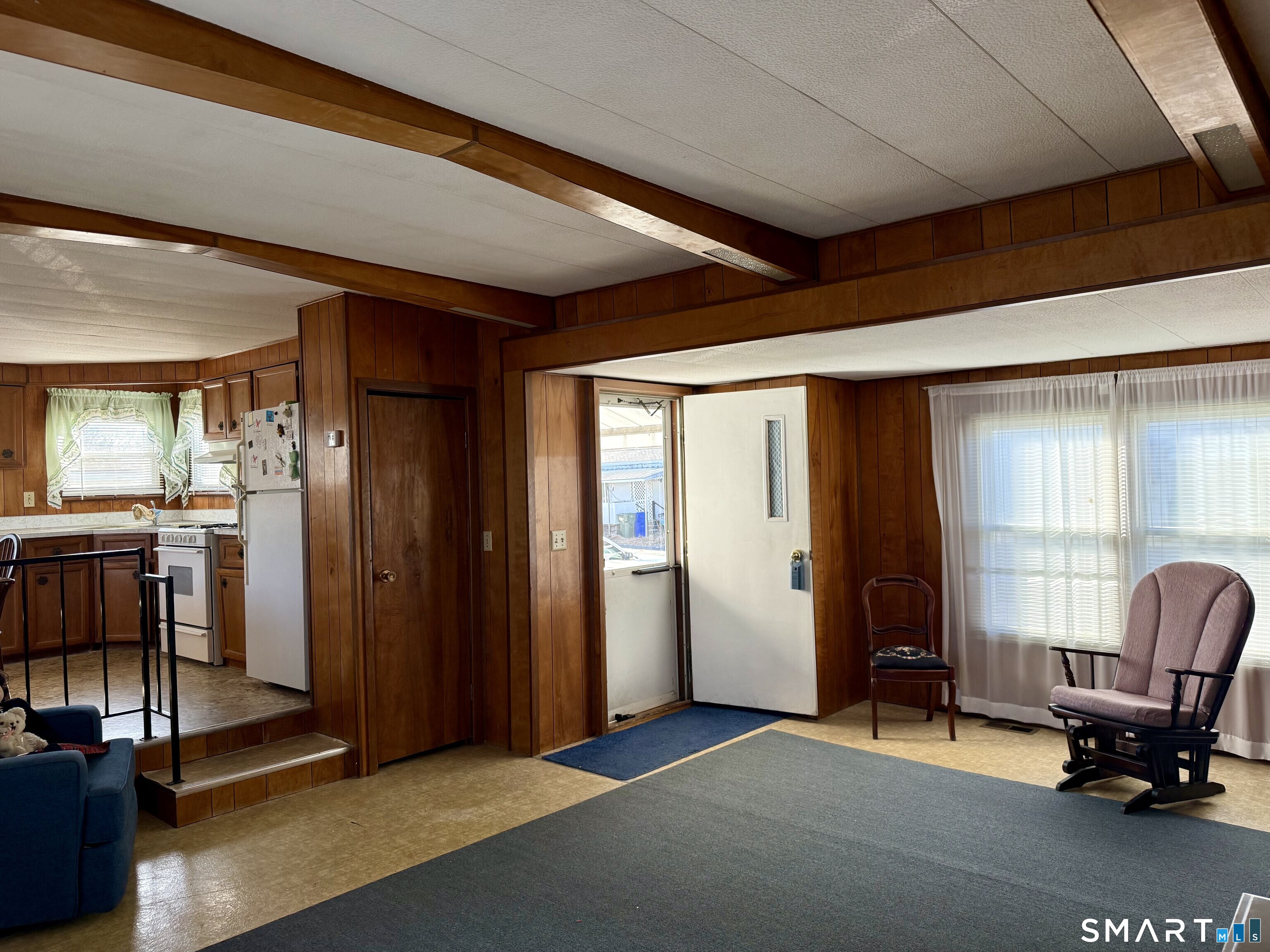 Homes for sale in East Hartford, CT | 6 Cherokee Rd, East Hartford, CT 06118 | MLS# 24145971