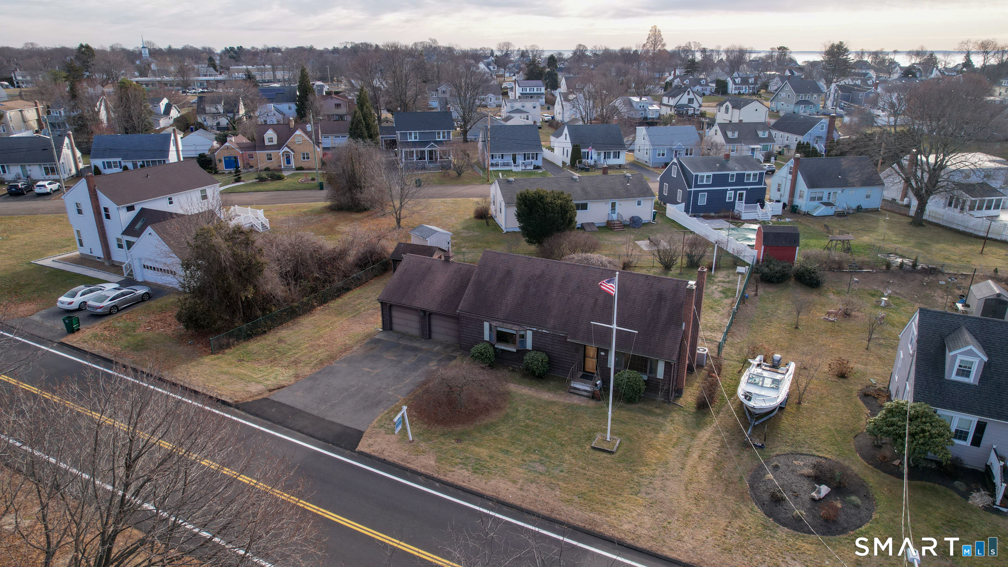 Homes for sale in Stratford, CT | 559 Oak Bluff Ave, Stratford, CT 06615 | MLS# 24141761