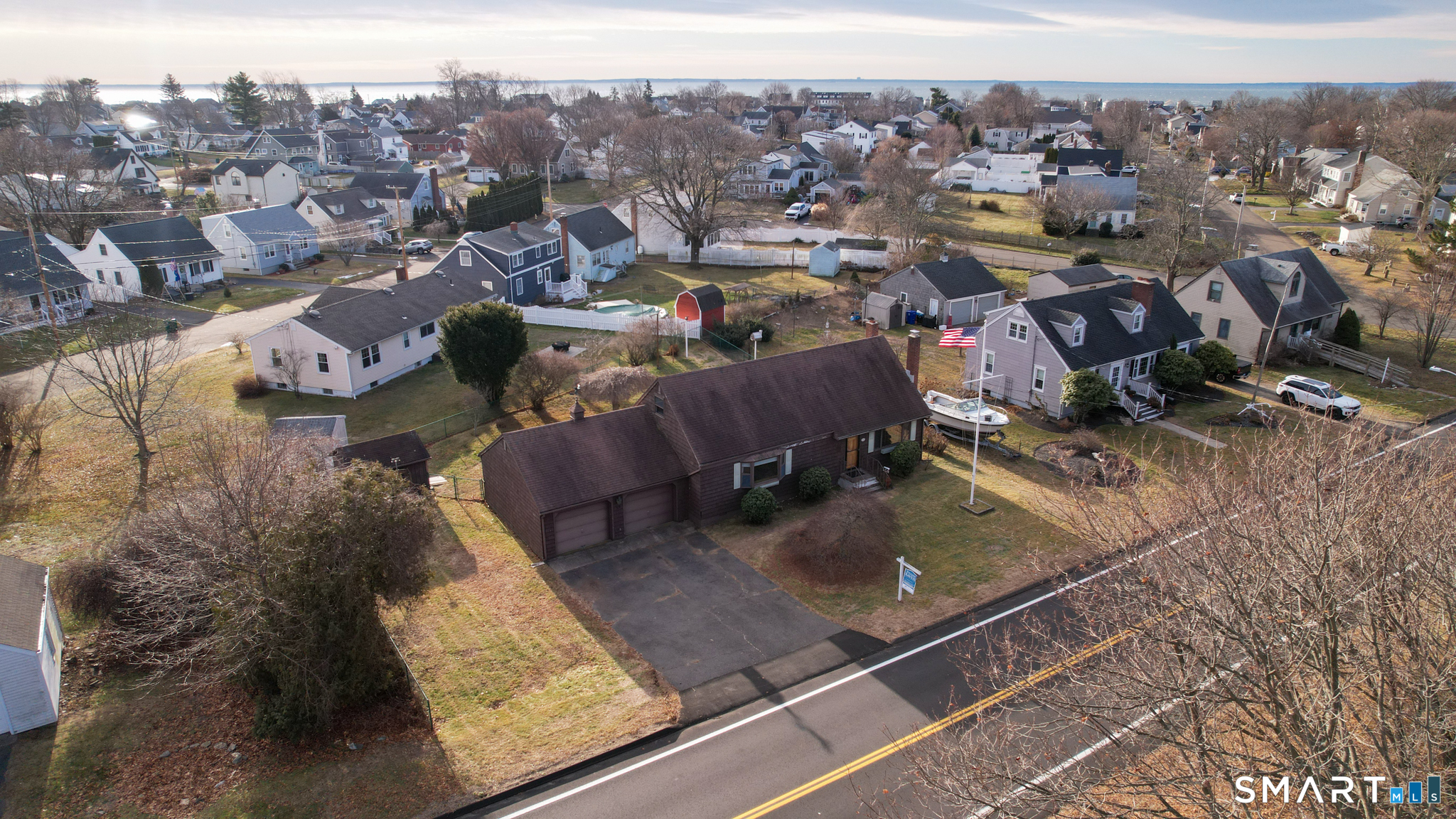 Homes for sale in Stratford, CT | 559 Oak Bluff Ave, Stratford, CT 06615 | MLS# 24141761